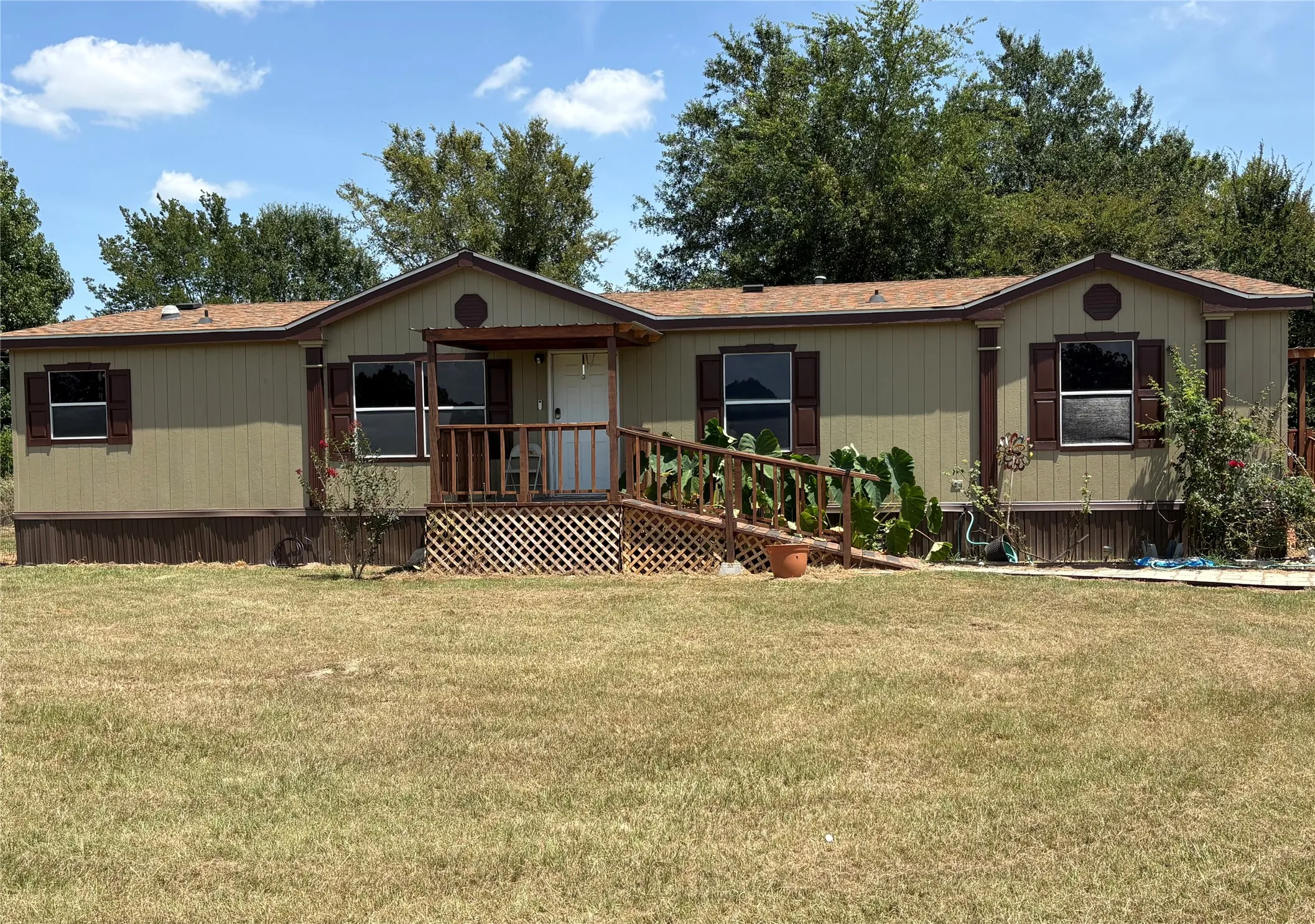 Manufactured Home For Sale in Hopkins County , 3056 County Road 2436, Sulphur Springs, Texas 75482, 3 Bedroom, 2 Bathroom, Garage spaces, 1,856 Sqft, built in 2001, Price $217,500, mls#21346103, Real Estate Agent in Sulphur Springs, Homes For Sale in Hopkins county, Homes For Sale in Sulphur Springs, Realtor in Sulphur Springs Texas, Real Estate Brokerage Independent Realty Texas, Luminita Cordes Realtor