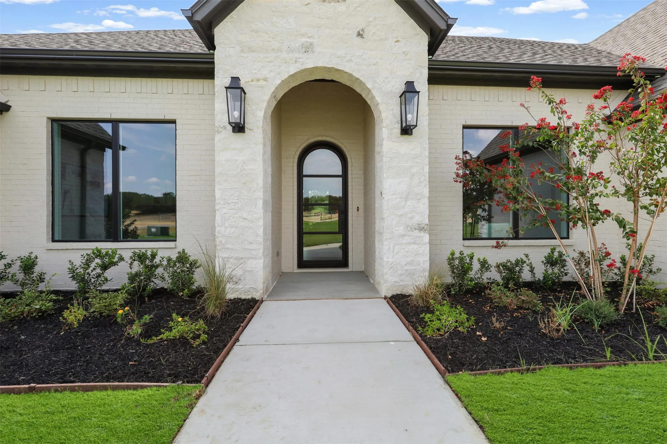 Single Family Residence For Sale in Hood County , 509 Acorn Trail, Granbury, Texas 76049, 4 Bedroom, 3 Bathroom, 3 Garage spaces, 2,888 Sqft, built in 2026, mls#21352406, Real Estate Agent in Granbury, Homes For Sale in Hood county, Homes For Sale in Granbury, Realtor in Granbury Texas, Real Estate Brokerage Independent Realty Texas, Luminita Cordes Realtor