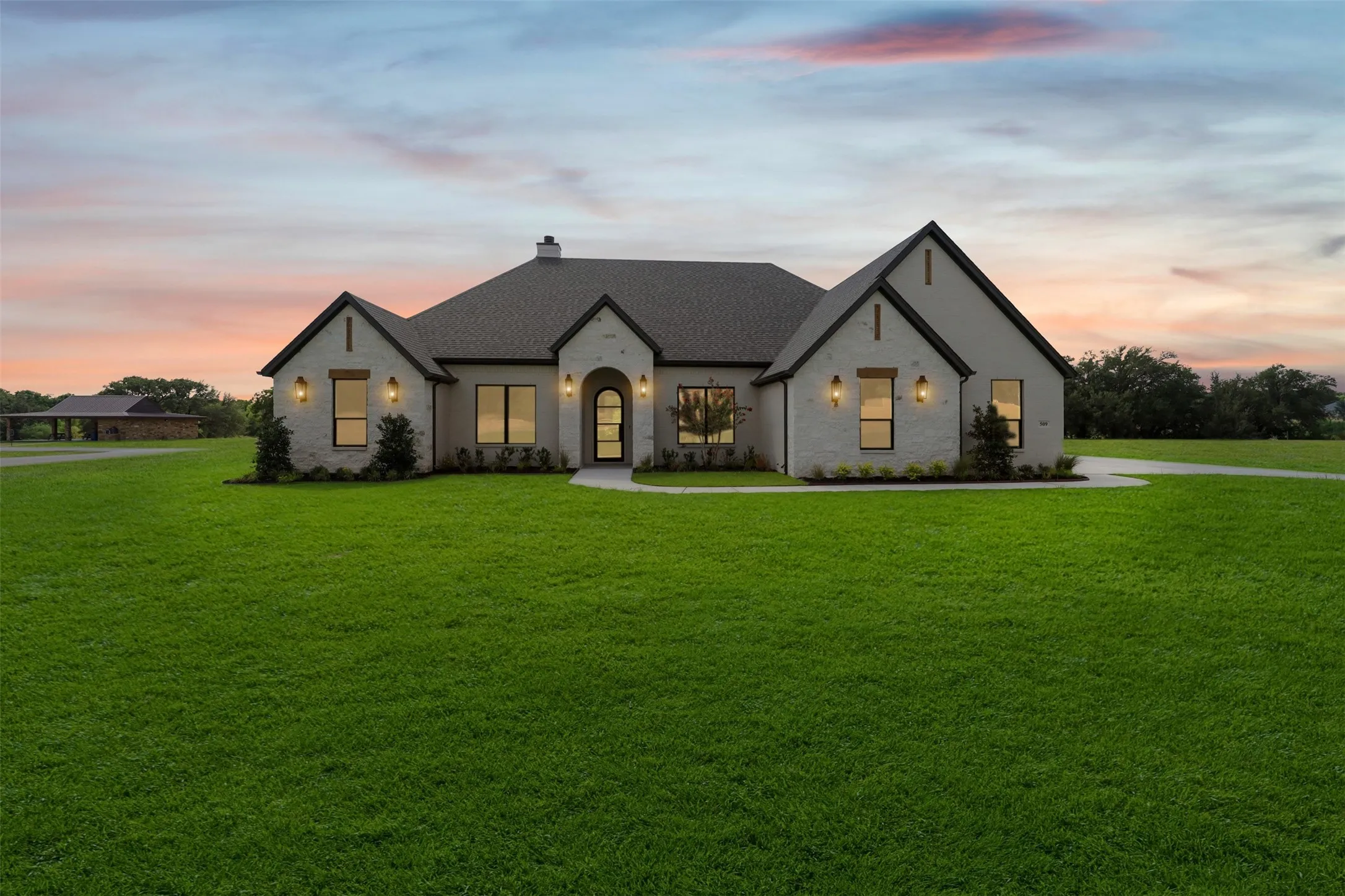 Single Family Residence For Sale in Hood County , 509 Acorn Trail, Granbury, Texas 76049, 4 Bedroom, 3 Bathroom, 3 Garage spaces, 2,888 Sqft, built in 2026, mls#21352406, Real Estate Agent in Granbury, Homes For Sale in Hood county, Homes For Sale in Granbury, Realtor in Granbury Texas, Real Estate Brokerage Independent Realty Texas, Luminita Cordes Realtor