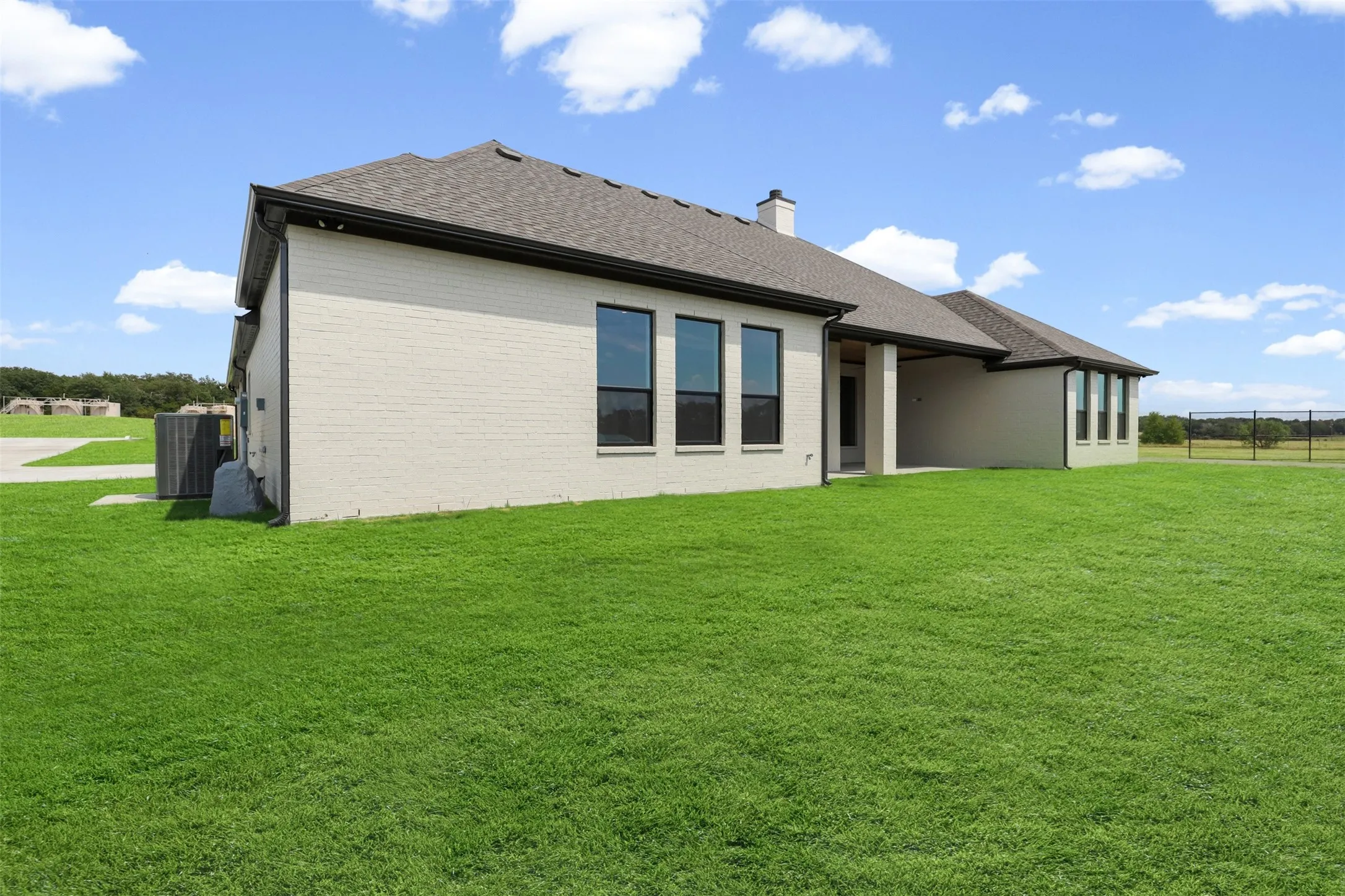 Single Family Residence For Sale in Hood County , 509 Acorn Trail, Granbury, Texas 76049, 4 Bedroom, 3 Bathroom, 3 Garage spaces, 2,888 Sqft, built in 2026, mls#21352406, Real Estate Agent in Granbury, Homes For Sale in Hood county, Homes For Sale in Granbury, Realtor in Granbury Texas, Real Estate Brokerage Independent Realty Texas, Luminita Cordes Realtor