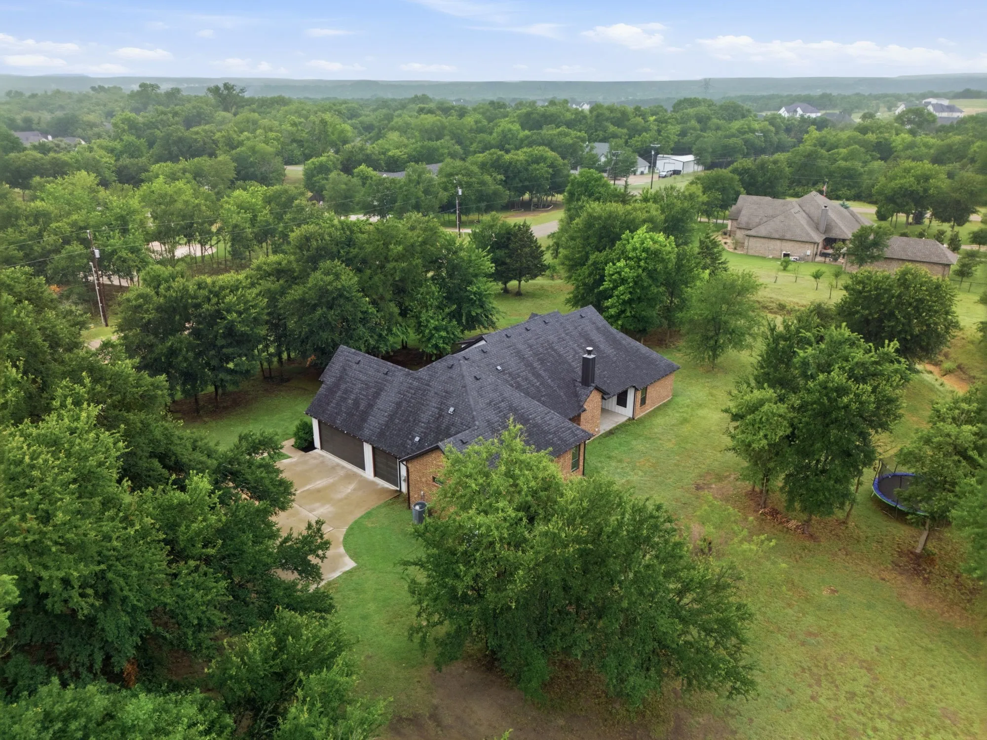 Single Family Residence For Sale in Parker County , 205 Deer Glade Court, Azle, Texas 76020, 4 Bedroom, 3 Bathroom, 3 Garage spaces, 2,409 Sqft, built in 2021, mls#21362137, Real Estate Agent in Azle, Homes For Sale in Parker county, Homes For Sale in Azle, Realtor in Azle Texas, Real Estate Brokerage Independent Realty Texas, Luminita Cordes Realtor