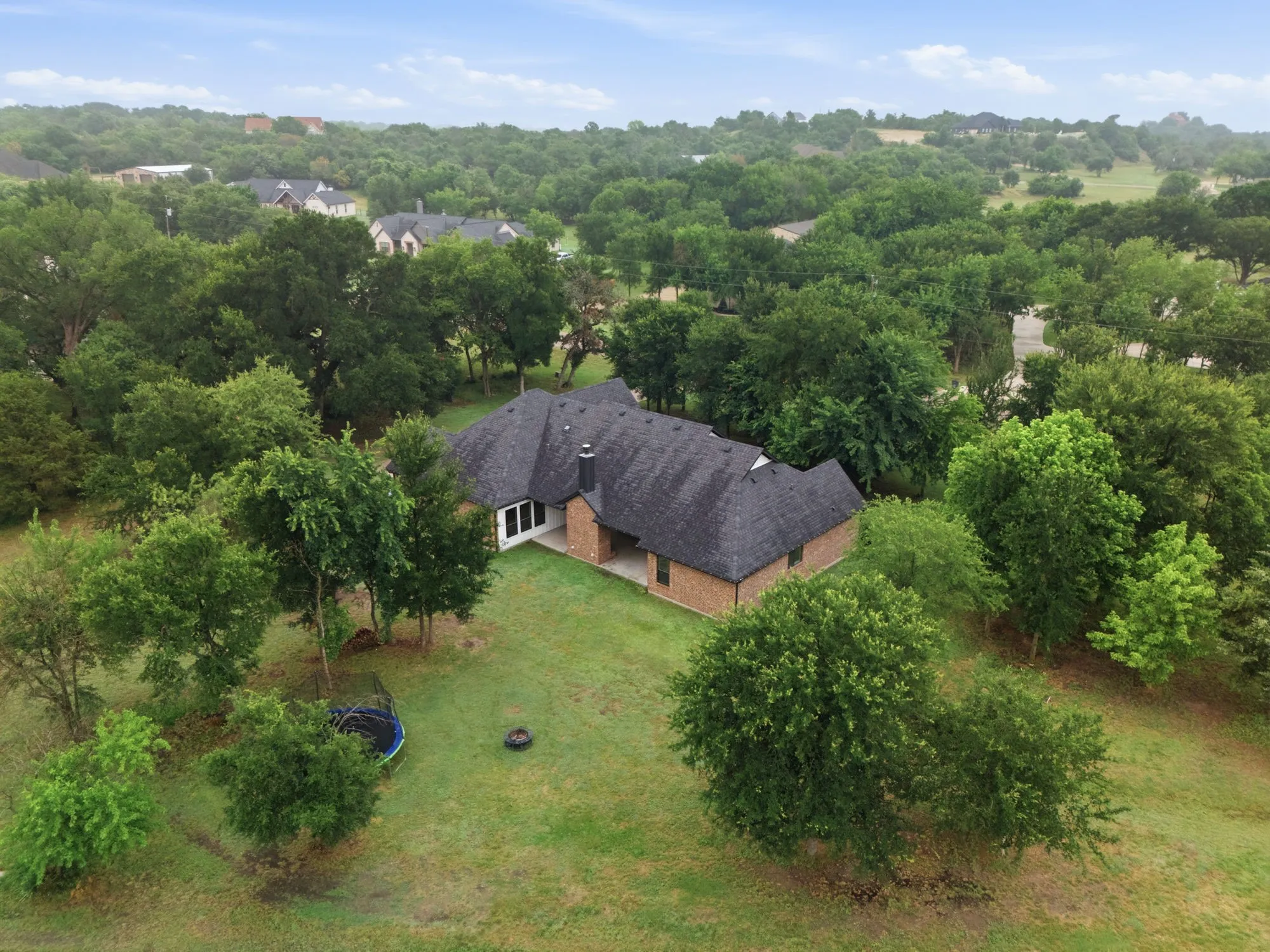 Single Family Residence For Sale in Parker County , 205 Deer Glade Court, Azle, Texas 76020, 4 Bedroom, 3 Bathroom, 3 Garage spaces, 2,409 Sqft, built in 2021, mls#21362137, Real Estate Agent in Azle, Homes For Sale in Parker county, Homes For Sale in Azle, Realtor in Azle Texas, Real Estate Brokerage Independent Realty Texas, Luminita Cordes Realtor