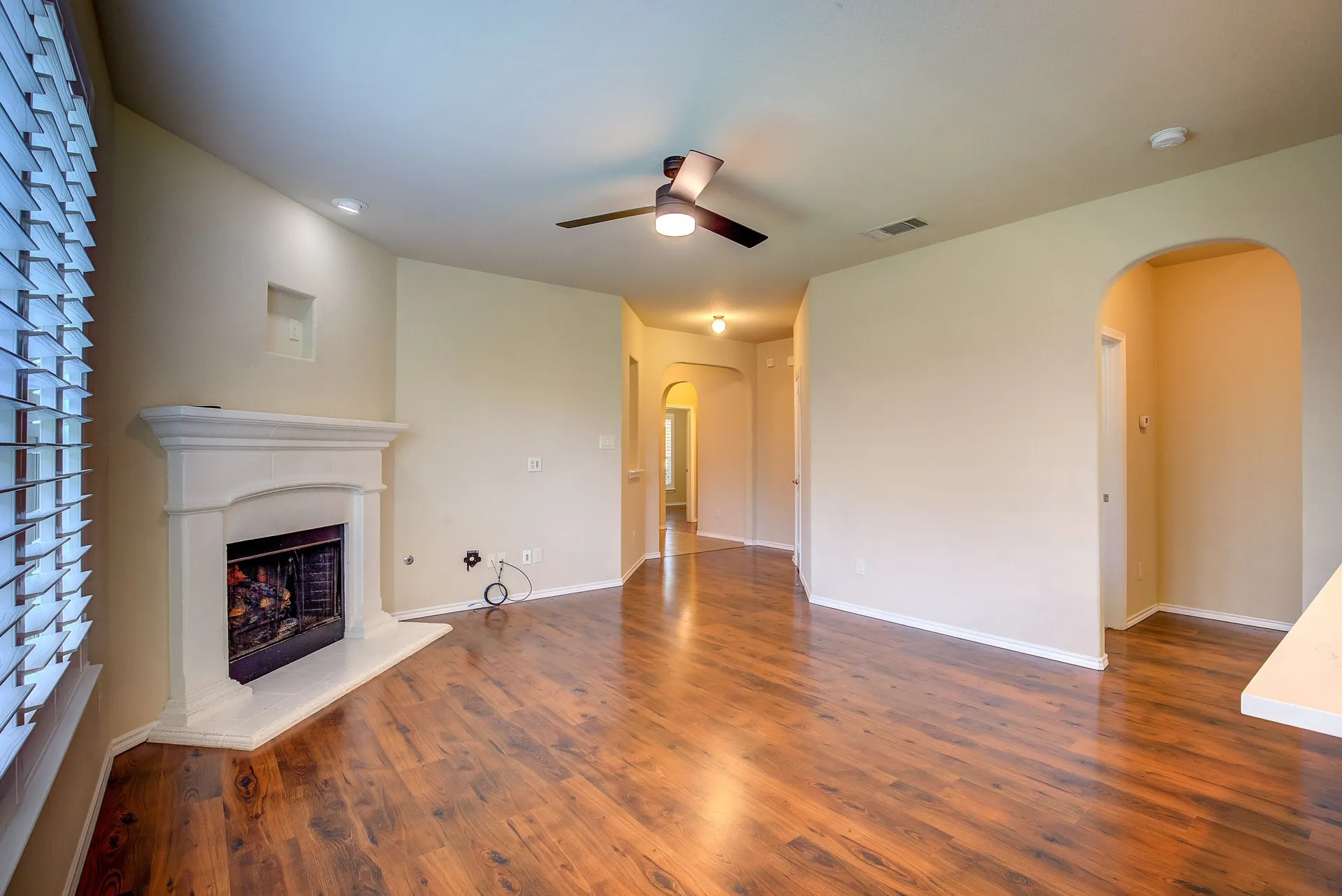 Single Family Residence For Rent in Denton County , 1109 Central Village Drive, Denton, Texas 76210, 3 Bedroom, 2 Bathroom, 2 Garage spaces, 1,508 Sqft, built in 2012, mls#21290719, Real Estate Agent in Denton, Homes For Rent in Denton county, Homes For Rent in Denton, Realtor in Denton Texas, Real Estate Brokerage Independent Realty Texas, Luminita Cordes Realtor