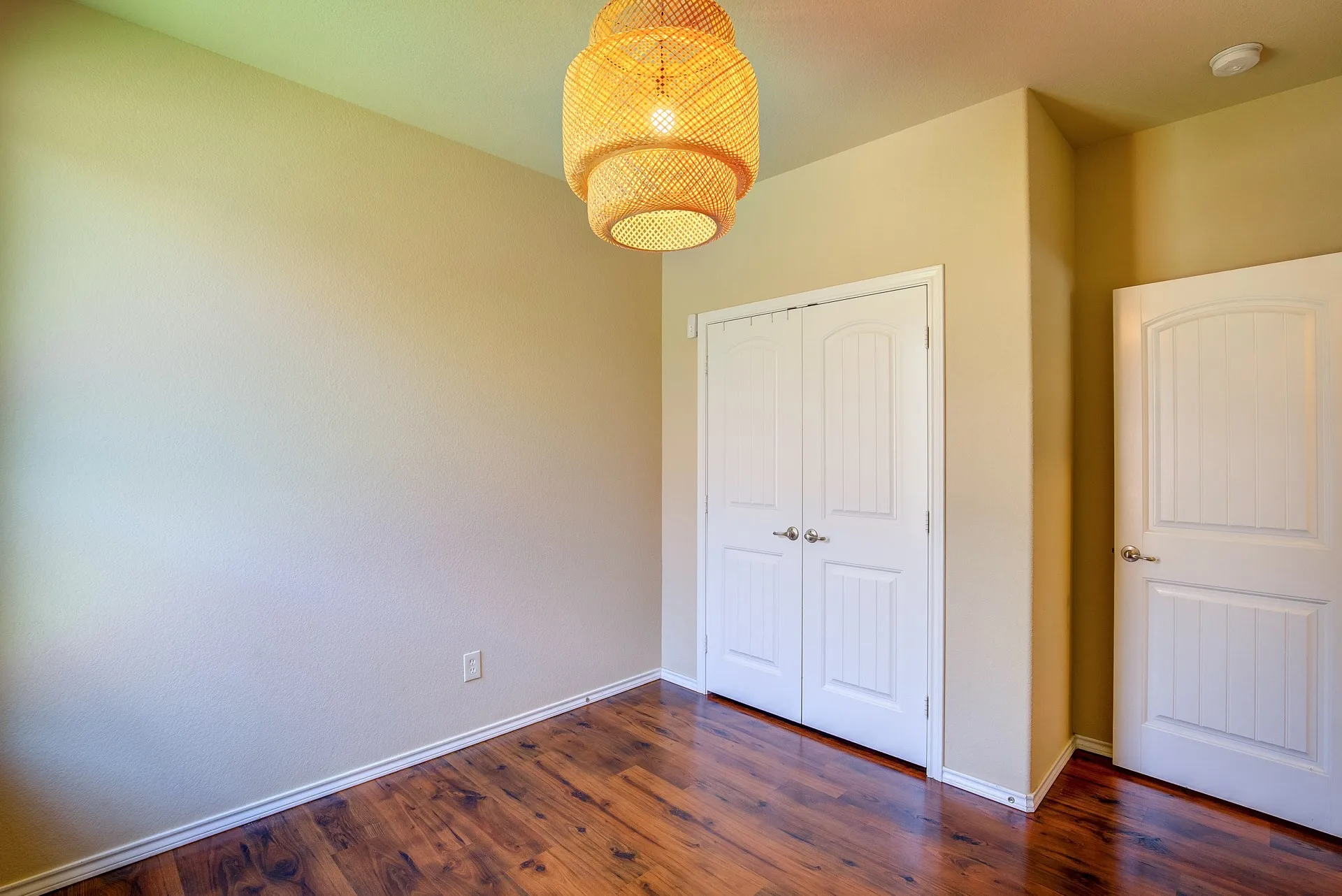 Single Family Residence For Rent in Denton County , 1109 Central Village Drive, Denton, Texas 76210, 3 Bedroom, 2 Bathroom, 2 Garage spaces, 1,508 Sqft, built in 2012, mls#21290719, Real Estate Agent in Denton, Homes For Rent in Denton county, Homes For Rent in Denton, Realtor in Denton Texas, Real Estate Brokerage Independent Realty Texas, Luminita Cordes Realtor