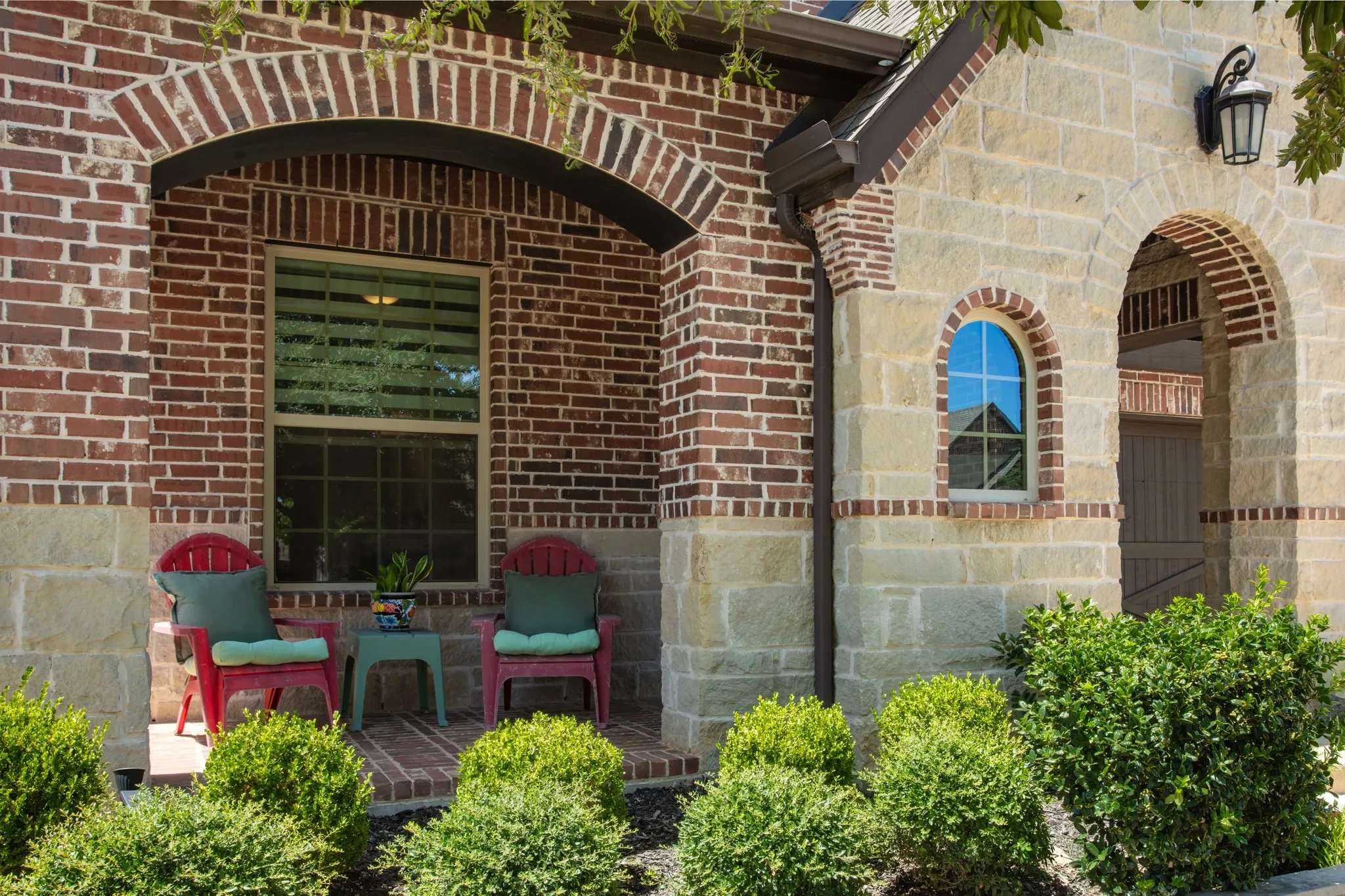 Single Family Residence For Sale in Denton County , 4979 Stornoway Drive, Flower Mound, Texas 75028, 4 Bedroom, 5 Bathroom, 2 Garage spaces, 3,256 Sqft, built in 2017, mls#21356825, Real Estate Agent in Flower Mound, Homes For Sale in Denton county, Homes For Sale in Flower Mound, Realtor in Flower Mound Texas, Real Estate Brokerage Independent Realty Texas, Luminita Cordes Realtor