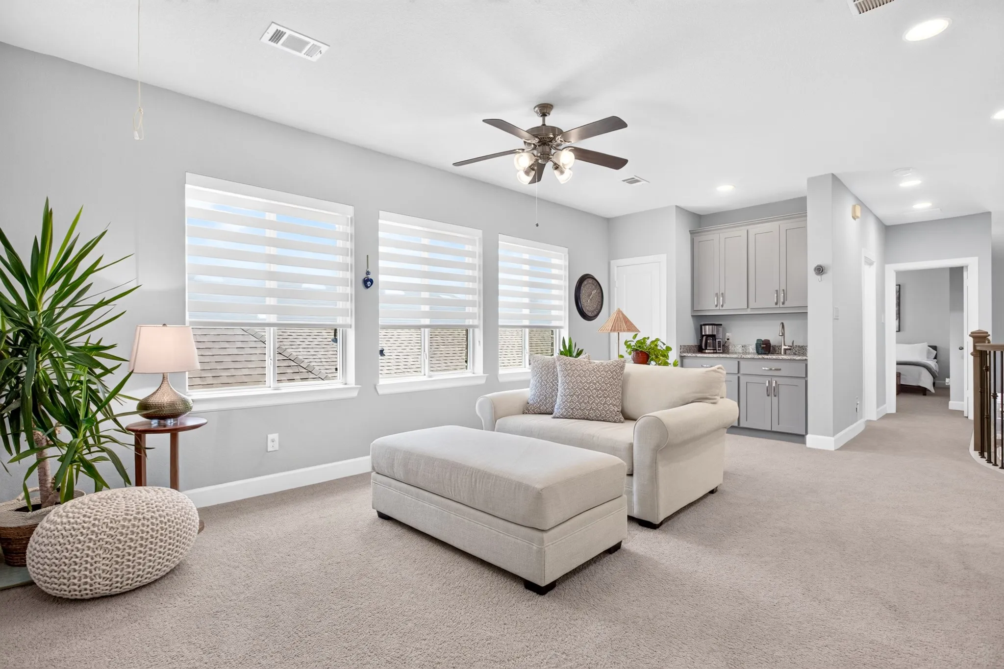 Single Family Residence For Sale in Denton County , 4979 Stornoway Drive, Flower Mound, Texas 75028, 4 Bedroom, 5 Bathroom, 2 Garage spaces, 3,256 Sqft, built in 2017, mls#21356825, Real Estate Agent in Flower Mound, Homes For Sale in Denton county, Homes For Sale in Flower Mound, Realtor in Flower Mound Texas, Real Estate Brokerage Independent Realty Texas, Luminita Cordes Realtor