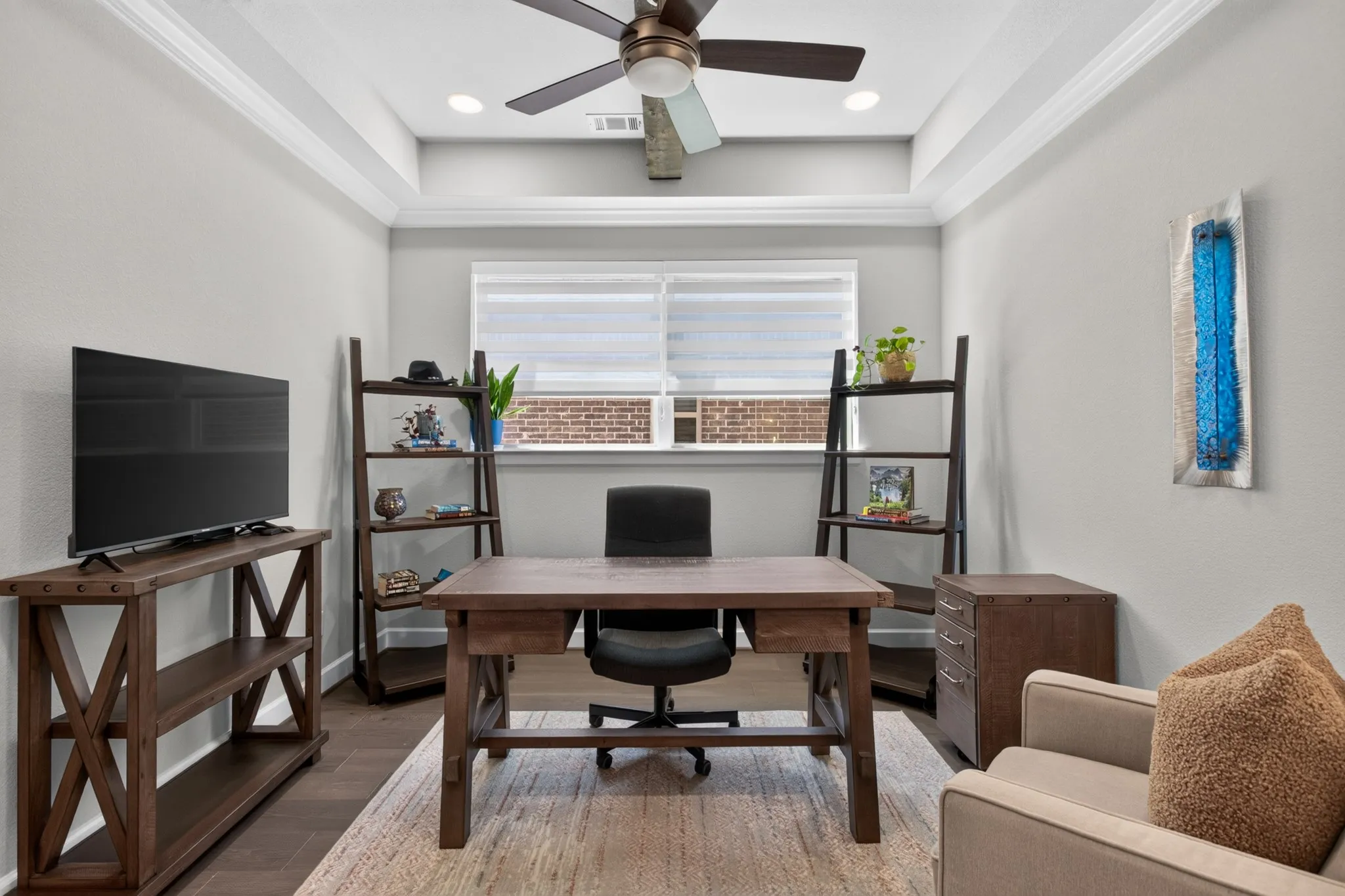 Single Family Residence For Sale in Denton County , 4979 Stornoway Drive, Flower Mound, Texas 75028, 4 Bedroom, 5 Bathroom, 2 Garage spaces, 3,256 Sqft, built in 2017, mls#21356825, Real Estate Agent in Flower Mound, Homes For Sale in Denton county, Homes For Sale in Flower Mound, Realtor in Flower Mound Texas, Real Estate Brokerage Independent Realty Texas, Luminita Cordes Realtor