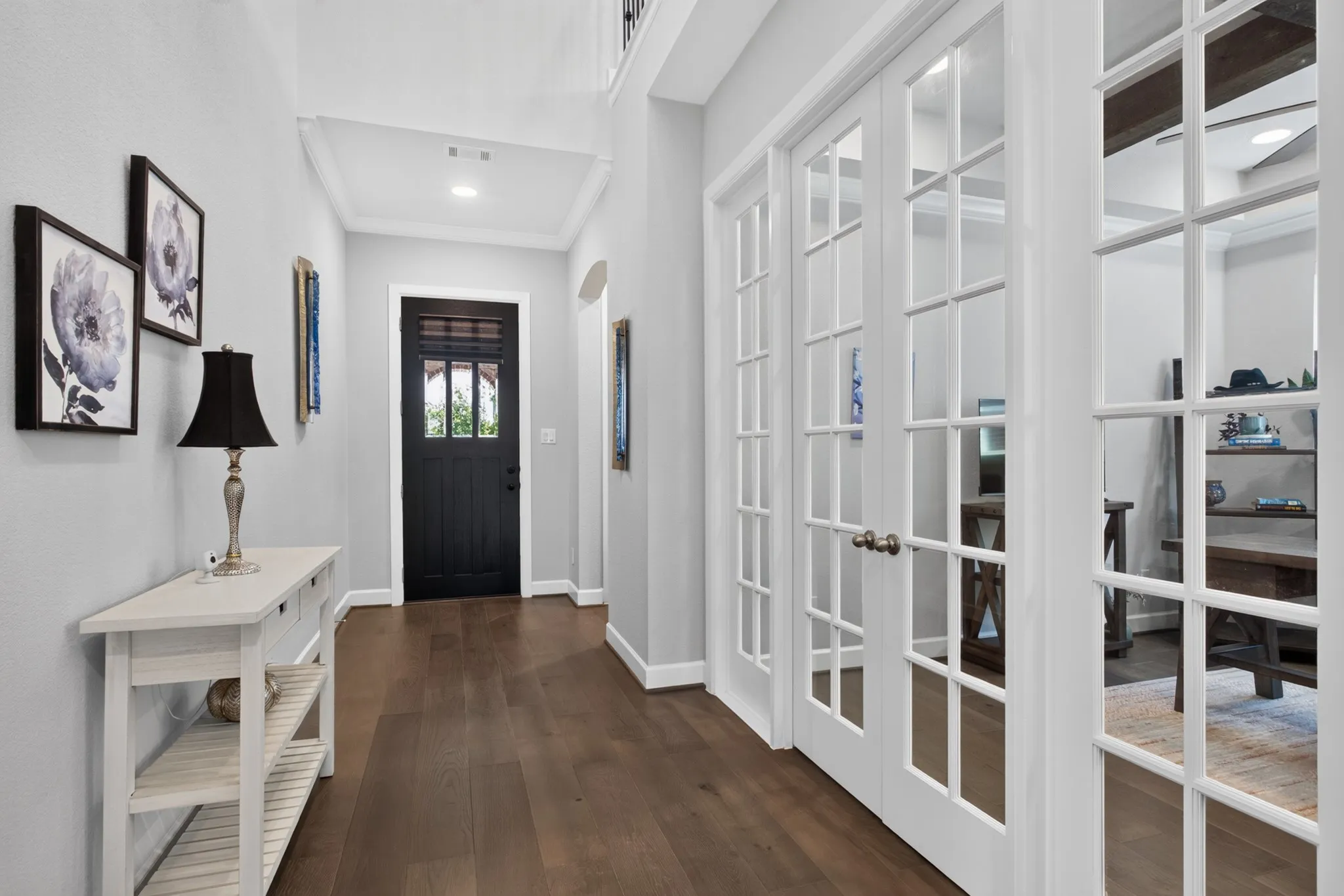 Single Family Residence For Sale in Denton County , 4979 Stornoway Drive, Flower Mound, Texas 75028, 4 Bedroom, 5 Bathroom, 2 Garage spaces, 3,256 Sqft, built in 2017, mls#21356825, Real Estate Agent in Flower Mound, Homes For Sale in Denton county, Homes For Sale in Flower Mound, Realtor in Flower Mound Texas, Real Estate Brokerage Independent Realty Texas, Luminita Cordes Realtor