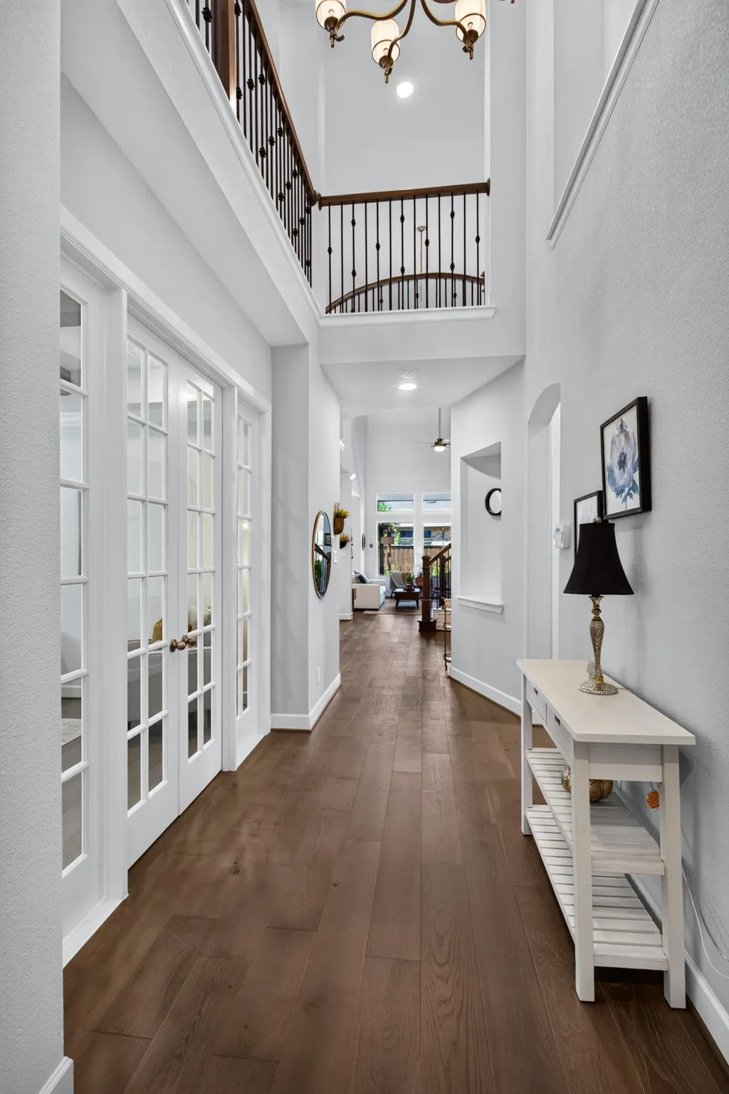 Single Family Residence For Sale in Denton County , 4979 Stornoway Drive, Flower Mound, Texas 75028, 4 Bedroom, 5 Bathroom, 2 Garage spaces, 3,256 Sqft, built in 2017, mls#21356825, Real Estate Agent in Flower Mound, Homes For Sale in Denton county, Homes For Sale in Flower Mound, Realtor in Flower Mound Texas, Real Estate Brokerage Independent Realty Texas, Luminita Cordes Realtor