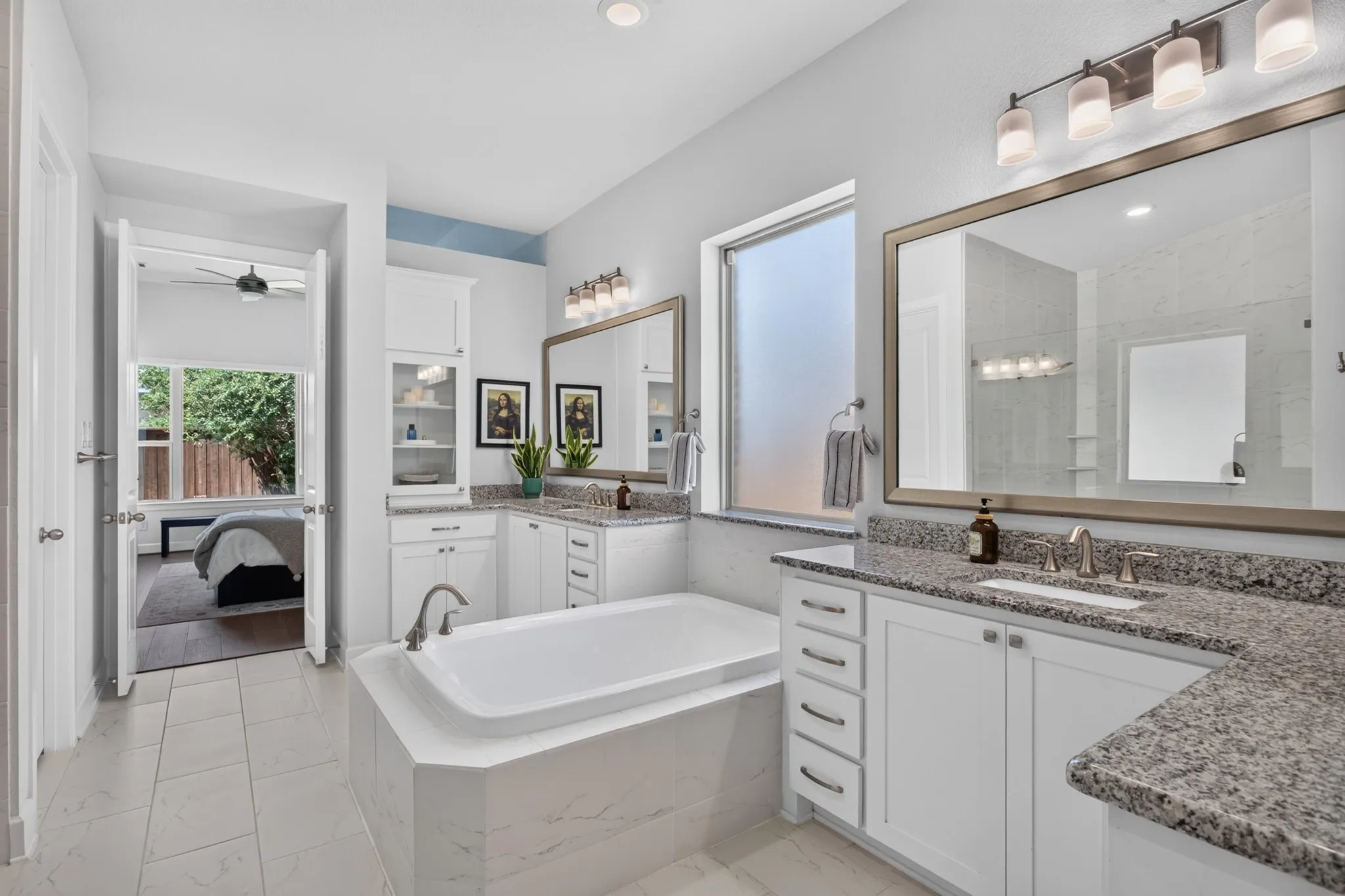 Single Family Residence For Sale in Denton County , 4979 Stornoway Drive, Flower Mound, Texas 75028, 4 Bedroom, 5 Bathroom, 2 Garage spaces, 3,256 Sqft, built in 2017, mls#21356825, Real Estate Agent in Flower Mound, Homes For Sale in Denton county, Homes For Sale in Flower Mound, Realtor in Flower Mound Texas, Real Estate Brokerage Independent Realty Texas, Luminita Cordes Realtor