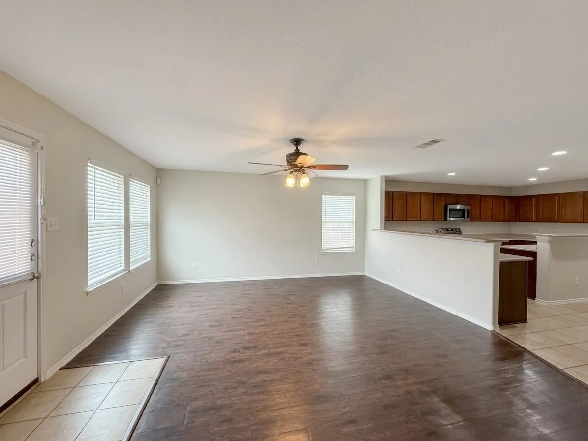 Single Family Residence For Sale in Tarrant County , 2357 Clairborne Drive, Fort Worth, Texas 76177, 4 Bedroom, 2 Bathroom, 2 Garage spaces, 2,080 Sqft, built in 2009, mls#21361820, Real Estate Agent in Fort Worth, Homes For Sale in Tarrant county, Homes For Sale in Fort Worth, Realtor in Fort Worth Texas, Real Estate Brokerage Independent Realty Texas, Luminita Cordes Realtor