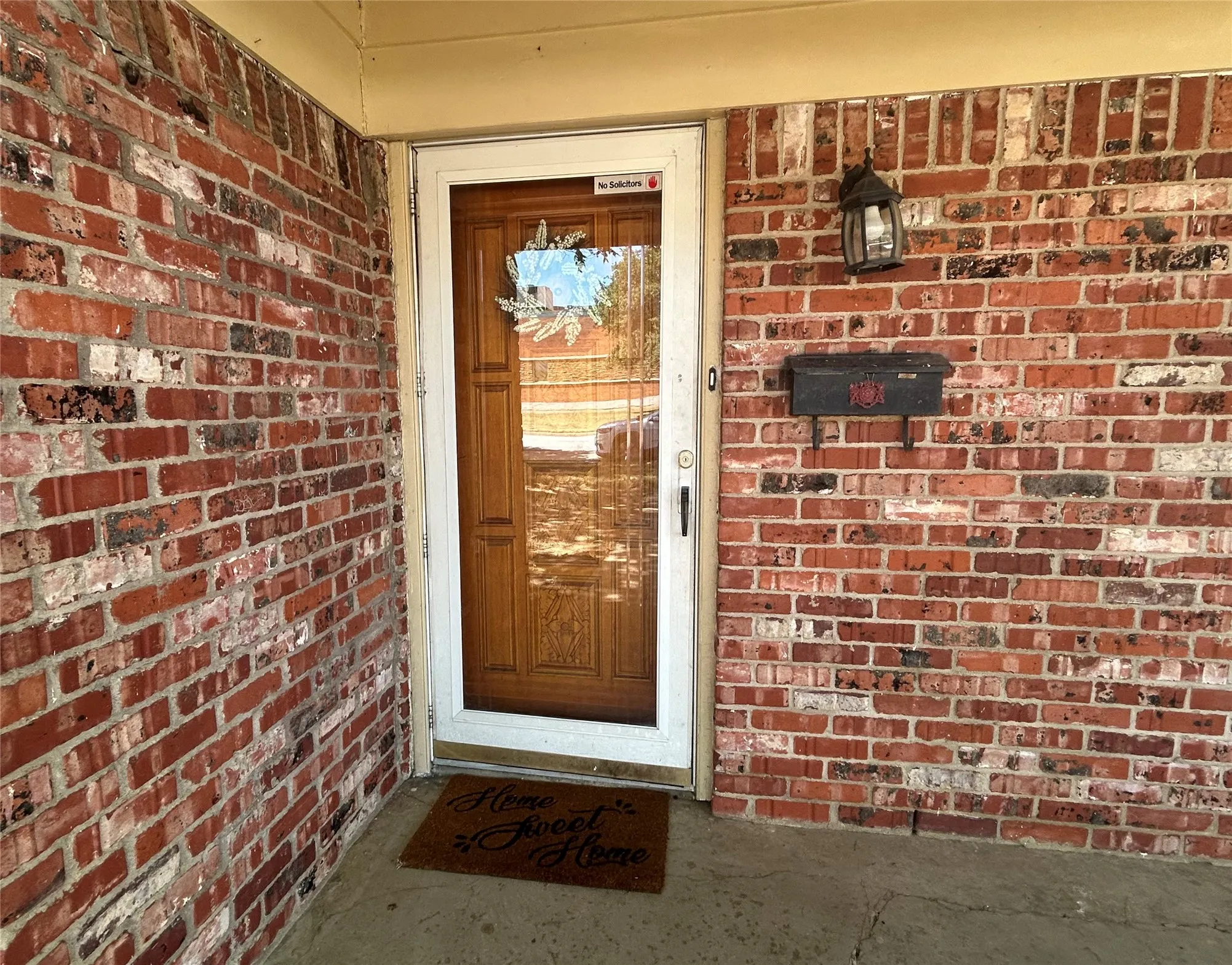 Please come in and look around.