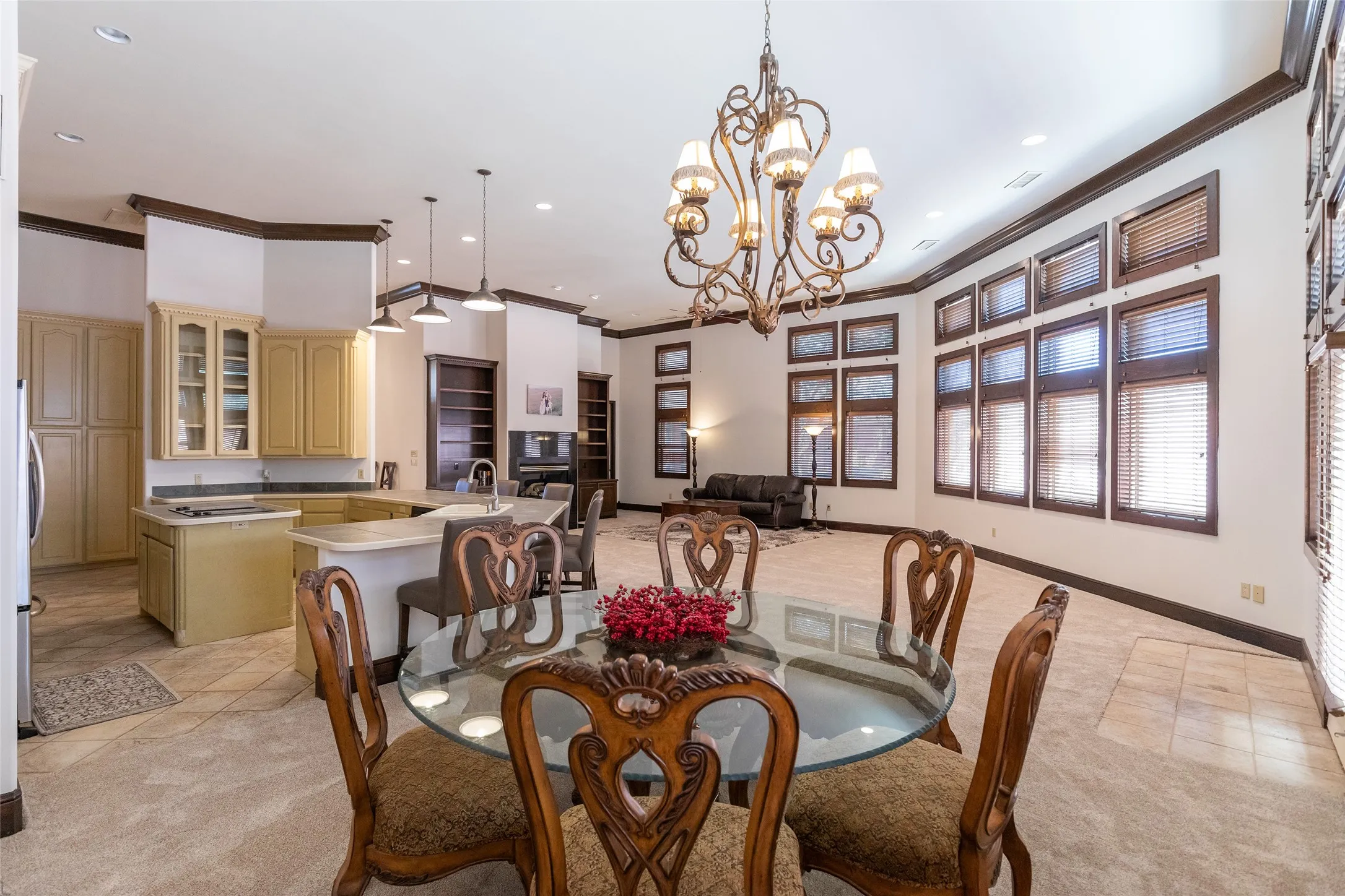 Single Family Residence For Sale in Taylor County , 4 Mesa Ridge, Abilene, Texas 79606, 3 Bedroom, 3 Bathroom, 2 Garage spaces, 2,761 Sqft, built in 1999, mls#21357426, Real Estate Agent in Abilene, Homes For Sale in Taylor county, Homes For Sale in Abilene, Realtor in Abilene Texas, Real Estate Brokerage Independent Realty Texas, Luminita Cordes Realtor