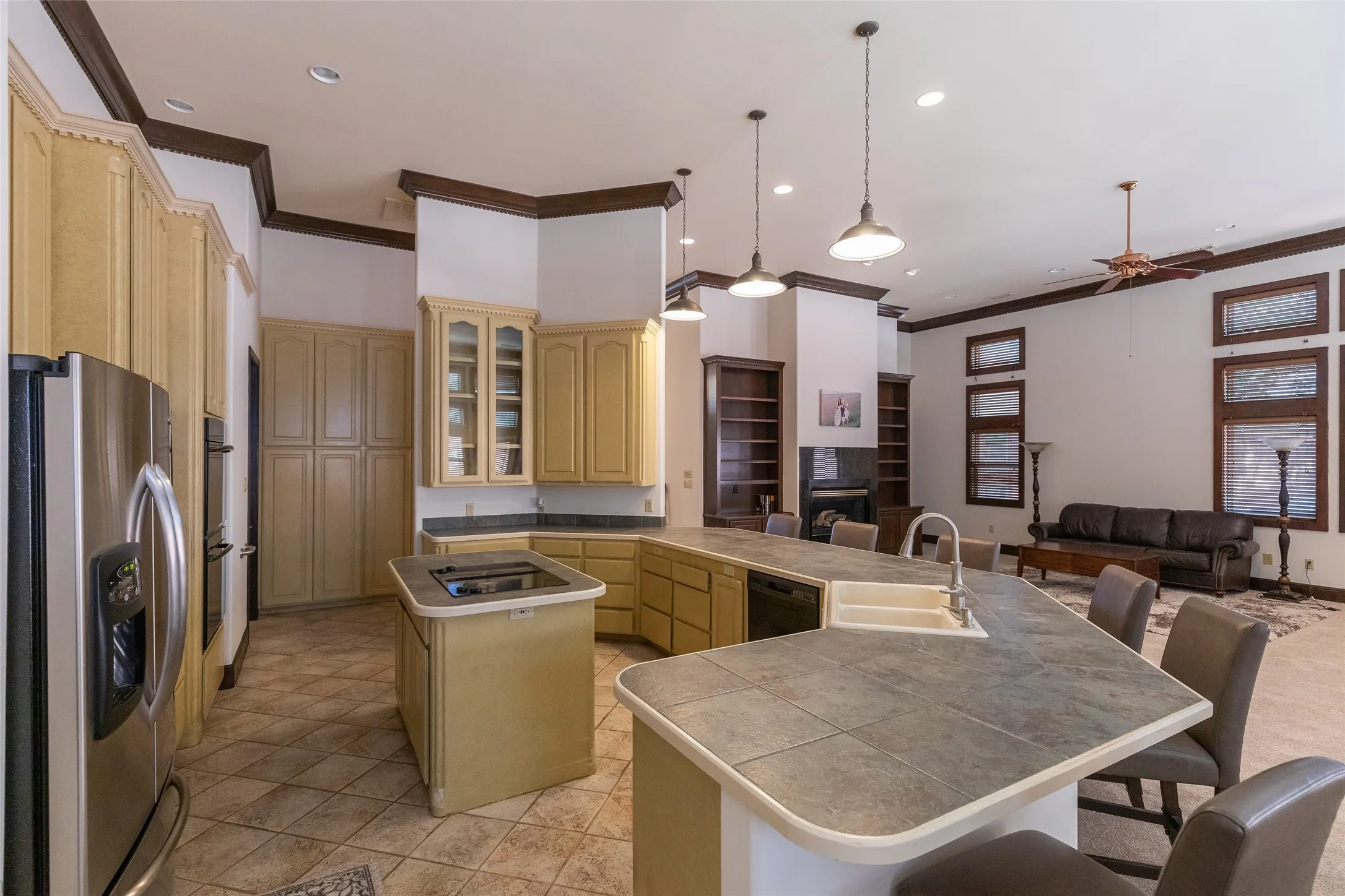 Single Family Residence For Sale in Taylor County , 4 Mesa Ridge, Abilene, Texas 79606, 3 Bedroom, 3 Bathroom, 2 Garage spaces, 2,761 Sqft, built in 1999, mls#21357426, Real Estate Agent in Abilene, Homes For Sale in Taylor county, Homes For Sale in Abilene, Realtor in Abilene Texas, Real Estate Brokerage Independent Realty Texas, Luminita Cordes Realtor