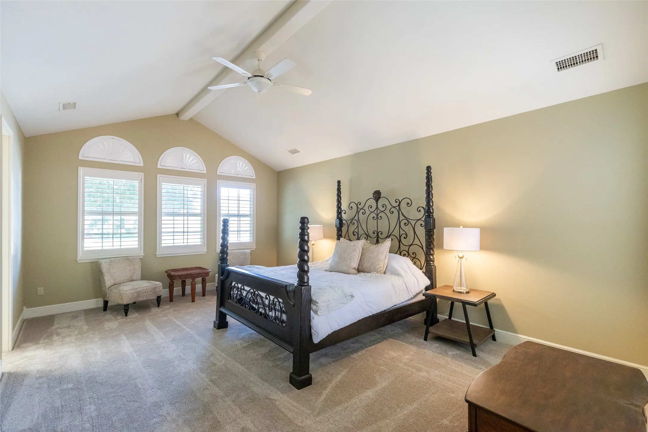 Single Family Residence For Sale in Taylor County , 4 Mesa Ridge, Abilene, Texas 79606, 3 Bedroom, 3 Bathroom, 2 Garage spaces, 2,761 Sqft, built in 1999, mls#21357426, Real Estate Agent in Abilene, Homes For Sale in Taylor county, Homes For Sale in Abilene, Realtor in Abilene Texas, Real Estate Brokerage Independent Realty Texas, Luminita Cordes Realtor