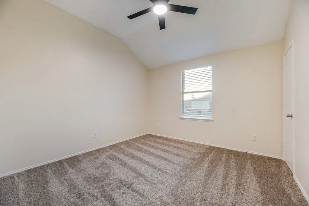 Single Family Residence For Sale in Kaufman County , 512 Appaloosa Drive, Forney, Texas 75126, 4 Bedroom, 3 Bathroom, 2 Garage spaces, 2,614 Sqft, built in 2003, mls#21361743, Real Estate Agent in Forney, Homes For Sale in Kaufman county, Homes For Sale in Forney, Realtor in Forney Texas, Real Estate Brokerage Independent Realty Texas, Luminita Cordes Realtor
