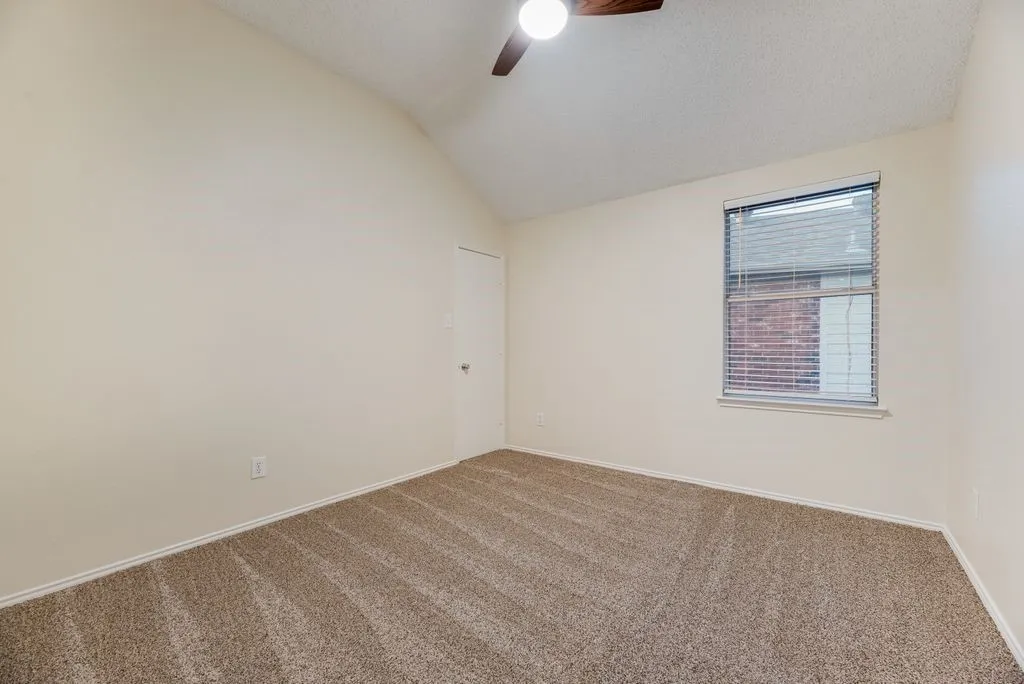 Single Family Residence For Sale in Kaufman County , 512 Appaloosa Drive, Forney, Texas 75126, 4 Bedroom, 3 Bathroom, 2 Garage spaces, 2,614 Sqft, built in 2003, mls#21361743, Real Estate Agent in Forney, Homes For Sale in Kaufman county, Homes For Sale in Forney, Realtor in Forney Texas, Real Estate Brokerage Independent Realty Texas, Luminita Cordes Realtor