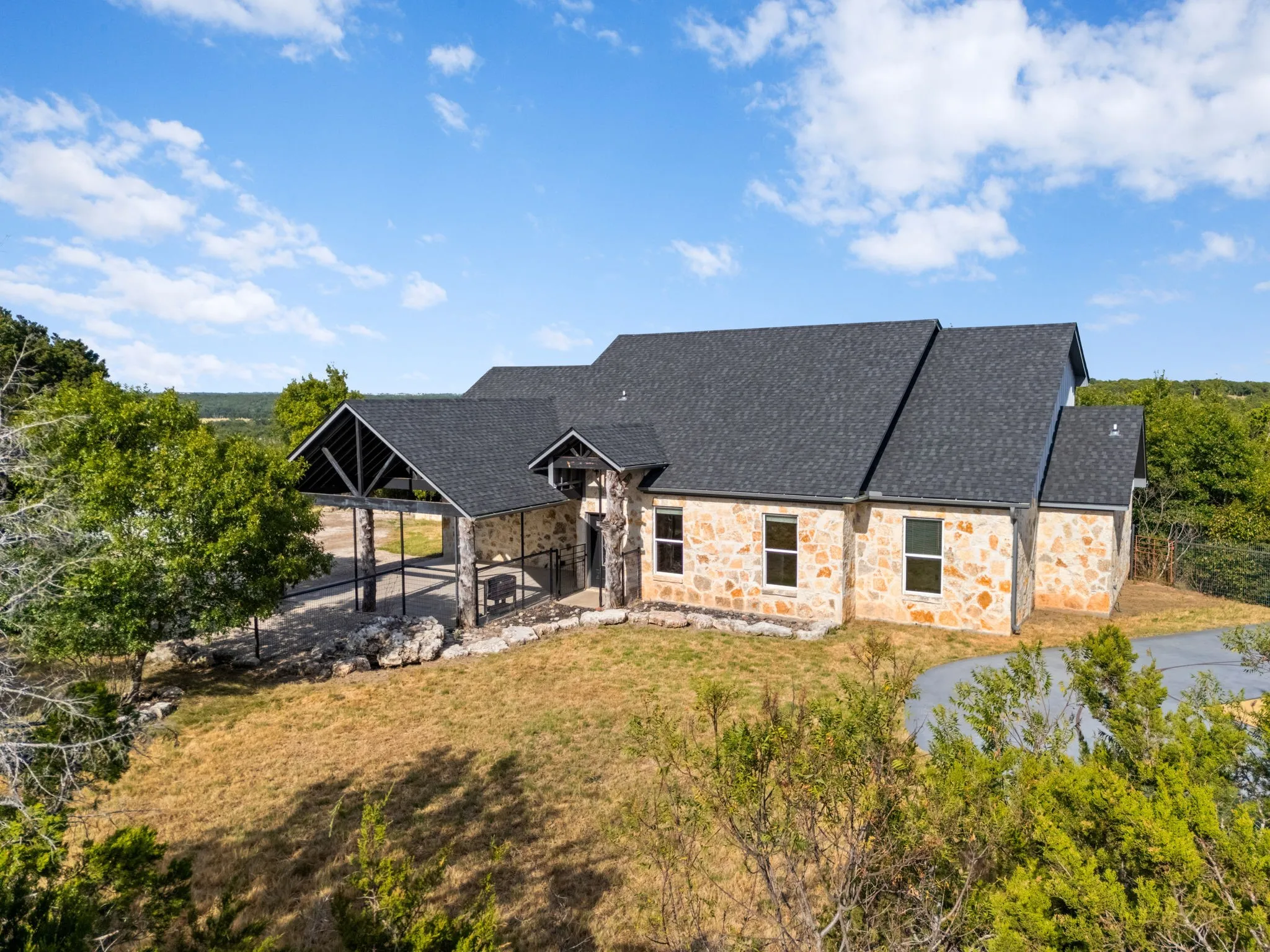 Single Family Residence For Sale in Mc Lennan County , 778 Rivercrest Road, Valley Mills, Texas 76689, 5 Bedroom, 3 Bathroom, 1 Garage spaces, 2,647 Sqft, built in 2019, mls#21361834, Real Estate Agent in Valley Mills, Homes For Sale in Mc Lennan county, Homes For Sale in Valley Mills, Realtor in Valley Mills Texas, Real Estate Brokerage Independent Realty Texas, Luminita Cordes Realtor