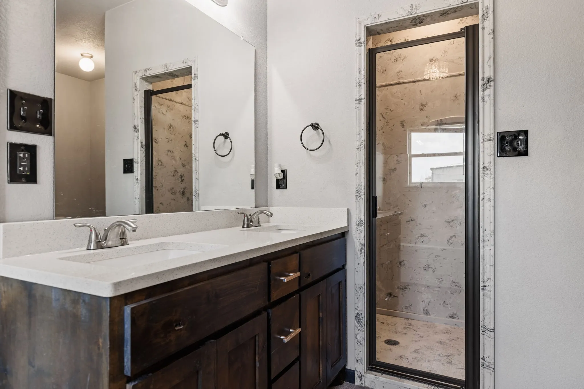 Single Family Residence For Sale in Mc Lennan County , 778 Rivercrest Road, Valley Mills, Texas 76689, 5 Bedroom, 3 Bathroom, 1 Garage spaces, 2,647 Sqft, built in 2019, mls#21361834, Real Estate Agent in Valley Mills, Homes For Sale in Mc Lennan county, Homes For Sale in Valley Mills, Realtor in Valley Mills Texas, Real Estate Brokerage Independent Realty Texas, Luminita Cordes Realtor