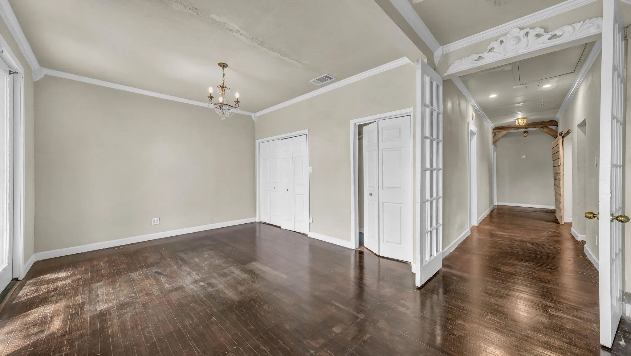 Retail For Sale in Palo Pinto County , 900 A E Hubbard Street, Mineral Wells, Texas 76067, 0, 0, Garage spaces, 0 Sqft, built in 1924, mls#21362118, Real Estate Agent in Mineral Wells, Homes For Sale in Palo Pinto county, Homes For Sale in Mineral Wells, Realtor in Mineral Wells Texas, Real Estate Brokerage Independent Realty Texas, Luminita Cordes Realtor