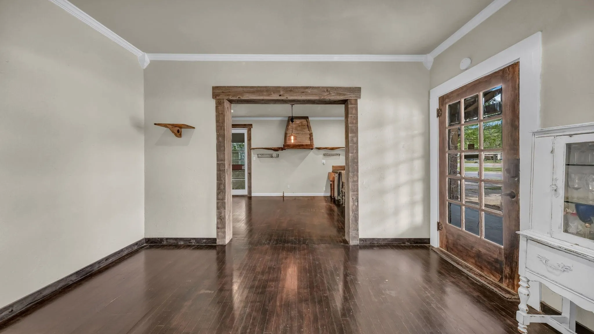 Custom Woodwork Entryways