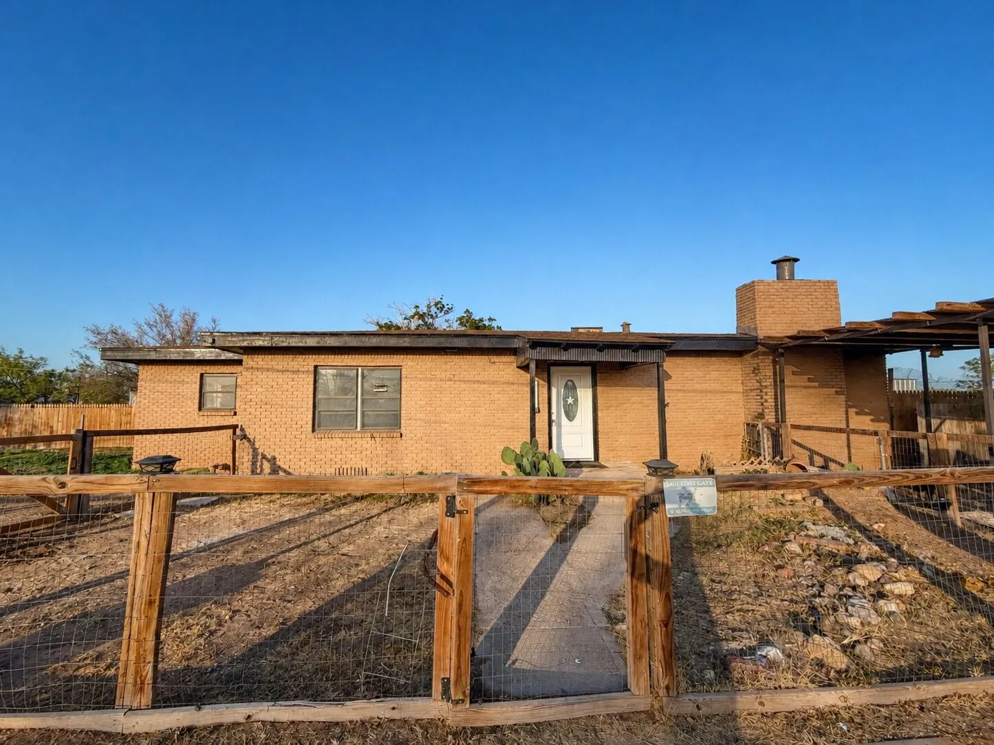 Single Family Residence For Sale in Howard County , 5211 Longshore Drive, Big Spring, Texas 79720, 3 Bedroom, 2 Bathroom, Garage spaces, 1,540 Sqft, built in 1978, Price $241,873, mls#21359318, Real Estate Agent in Big Spring, Homes For Sale in Howard county, Homes For Sale in Big Spring, Realtor in Big Spring Texas, Real Estate Brokerage Independent Realty Texas, Luminita Cordes Realtor