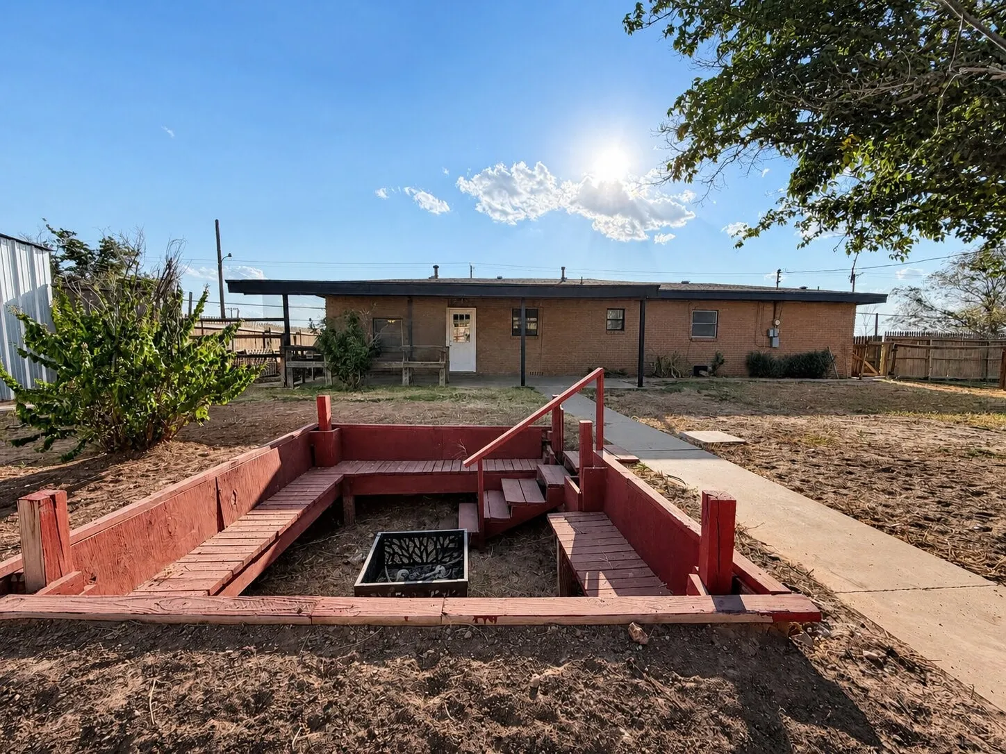 Single Family Residence For Sale in Howard County , 5211 Longshore Drive, Big Spring, Texas 79720, 3 Bedroom, 2 Bathroom, Garage spaces, 1,540 Sqft, built in 1978, Price $241,873, mls#21359318, Real Estate Agent in Big Spring, Homes For Sale in Howard county, Homes For Sale in Big Spring, Realtor in Big Spring Texas, Real Estate Brokerage Independent Realty Texas, Luminita Cordes Realtor