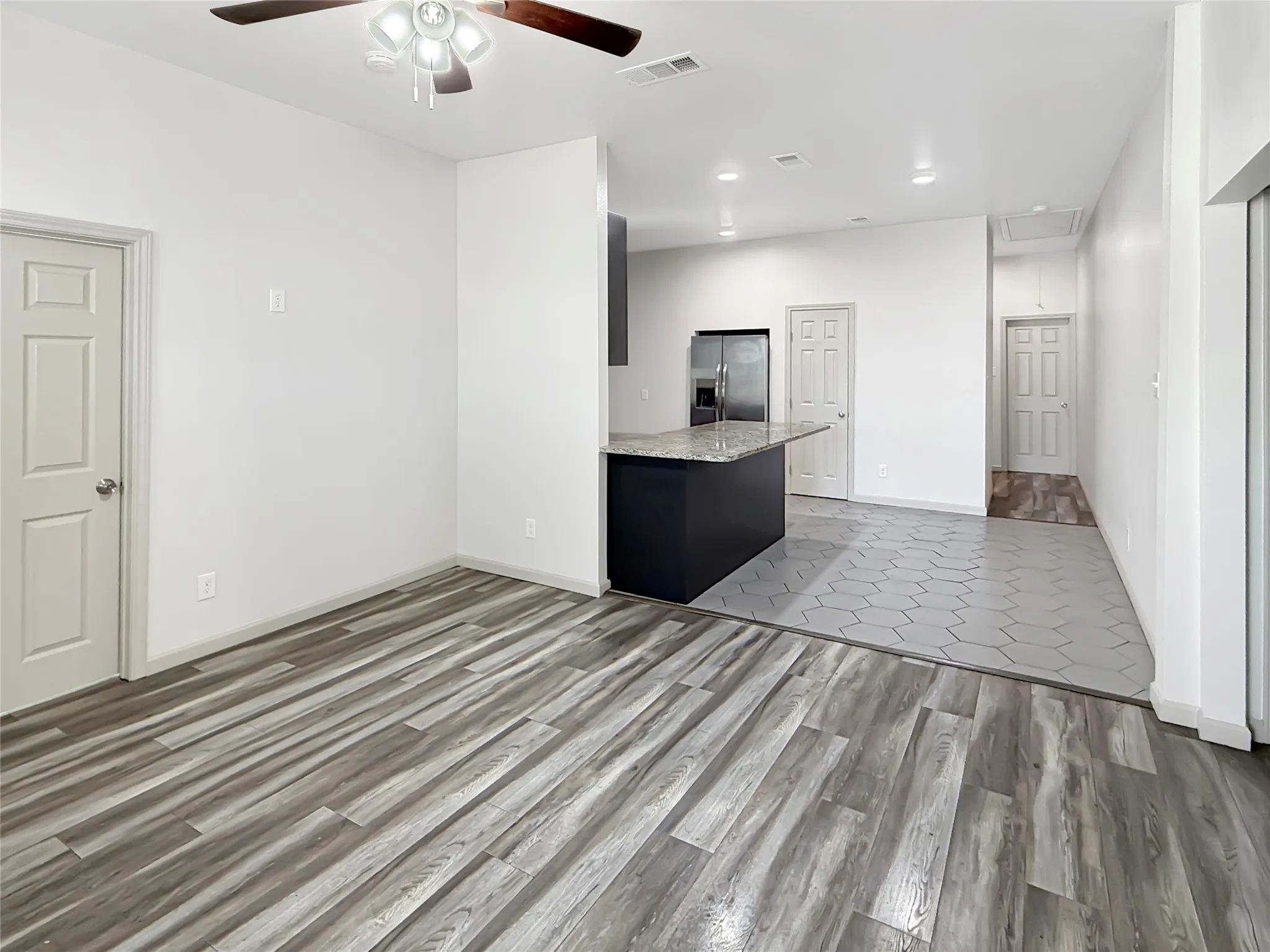 Duplex For Rent in Tarrant County , 1719 25th Street, Fort Worth, Texas 76164, 3 Bedroom, 2 Bathroom, Garage spaces, 2,100 Sqft, built in 1925, mls#21362245, Real Estate Agent in Fort Worth, Homes For Rent in Tarrant county, Homes For Rent in Fort Worth, Realtor in Fort Worth Texas, Real Estate Brokerage Independent Realty Texas, Luminita Cordes Realtor