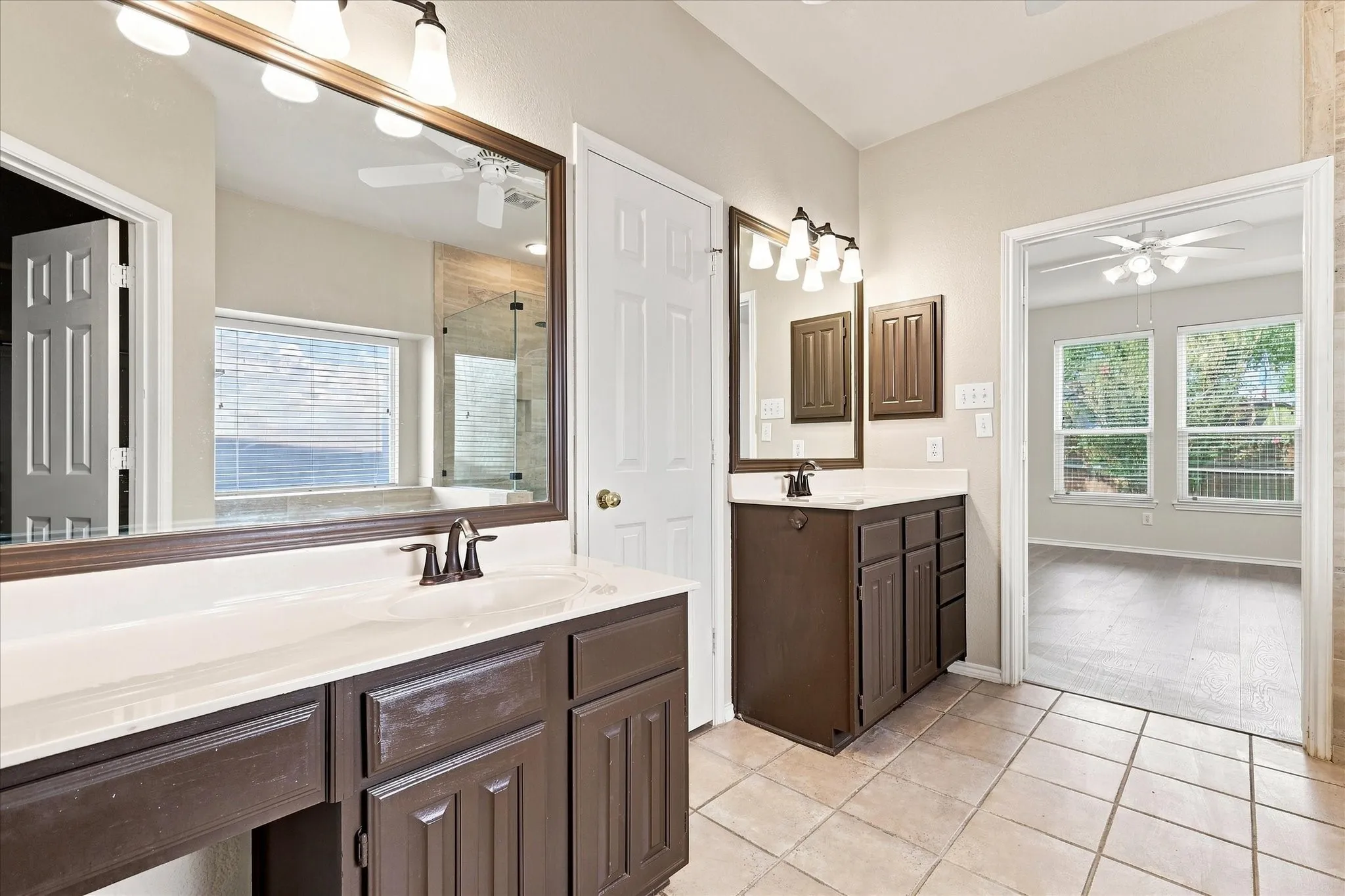 Single Family Residence For Sale in Dallas County , 613 Bella Vista Drive, Coppell, Texas 75019, 4 Bedroom, 3 Bathroom, 2 Garage spaces, 2,711 Sqft, built in 1997, mls#21362225, Real Estate Agent in Coppell, Homes For Sale in Dallas county, Homes For Sale in Coppell, Realtor in Coppell Texas, Real Estate Brokerage Independent Realty Texas, Luminita Cordes Realtor