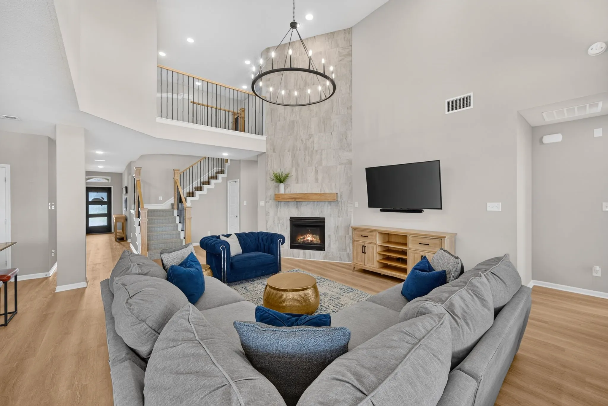 Single Family Residence For Sale in Kaufman County , 1649 Deerpath Drive, Forney, Texas 75126, 5 Bedroom, 4 Bathroom, 3 Garage spaces, 3,849 Sqft, built in 2018, mls#21358013, Real Estate Agent in Forney, Homes For Sale in Kaufman county, Homes For Sale in Forney, Realtor in Forney Texas, Real Estate Brokerage Independent Realty Texas, Luminita Cordes Realtor