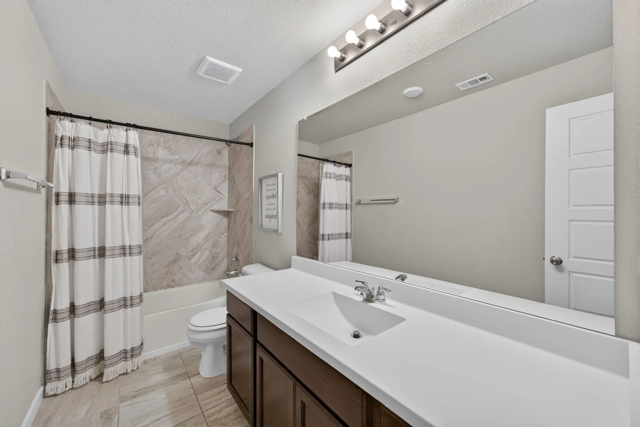 Single Family Residence For Sale in Kaufman County , 1649 Deerpath Drive, Forney, Texas 75126, 5 Bedroom, 4 Bathroom, 3 Garage spaces, 3,849 Sqft, built in 2018, mls#21358013, Real Estate Agent in Forney, Homes For Sale in Kaufman county, Homes For Sale in Forney, Realtor in Forney Texas, Real Estate Brokerage Independent Realty Texas, Luminita Cordes Realtor