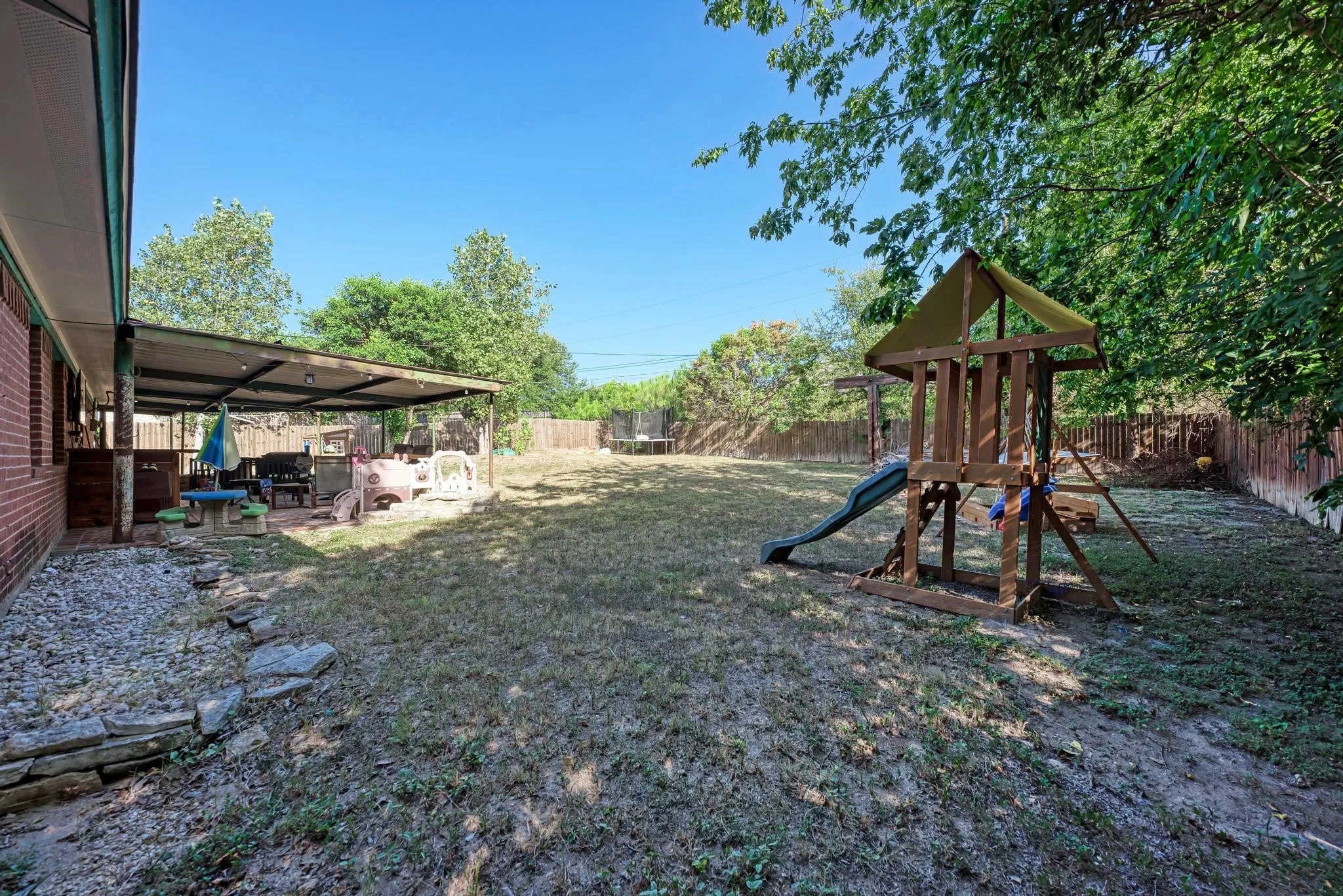 Single Family Residence For Sale in Lampasas County , 1407 W Avenue C, Lampasas, Texas 76550, 4 Bedroom, 2 Bathroom, Garage spaces, 1,568 Sqft, built in 1986, mls#21359120, Real Estate Agent in Lampasas, Homes For Sale in Lampasas county, Homes For Sale in Lampasas, Realtor in Lampasas Texas, Real Estate Brokerage Independent Realty Texas, Luminita Cordes Realtor