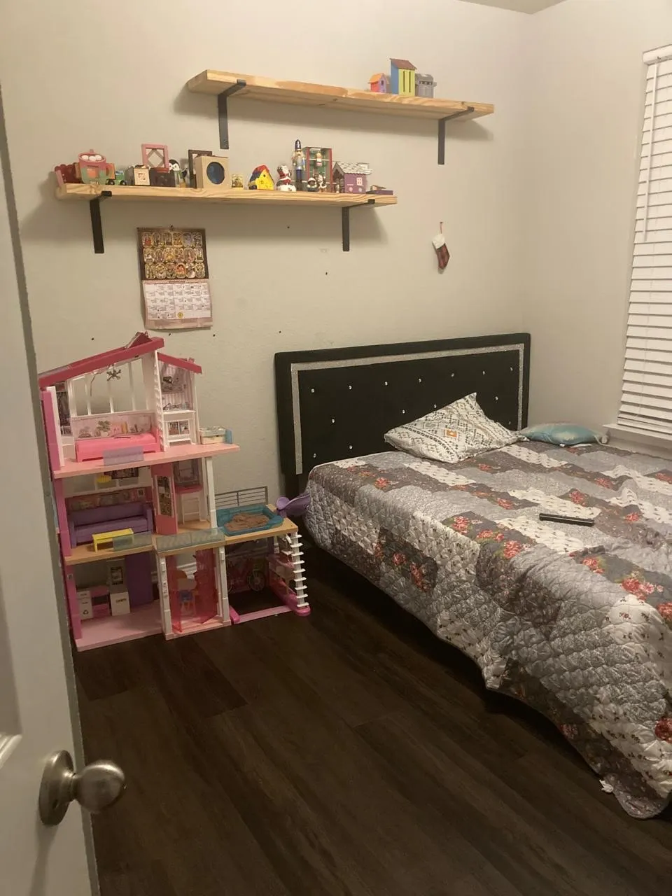 Bedroom No. 2