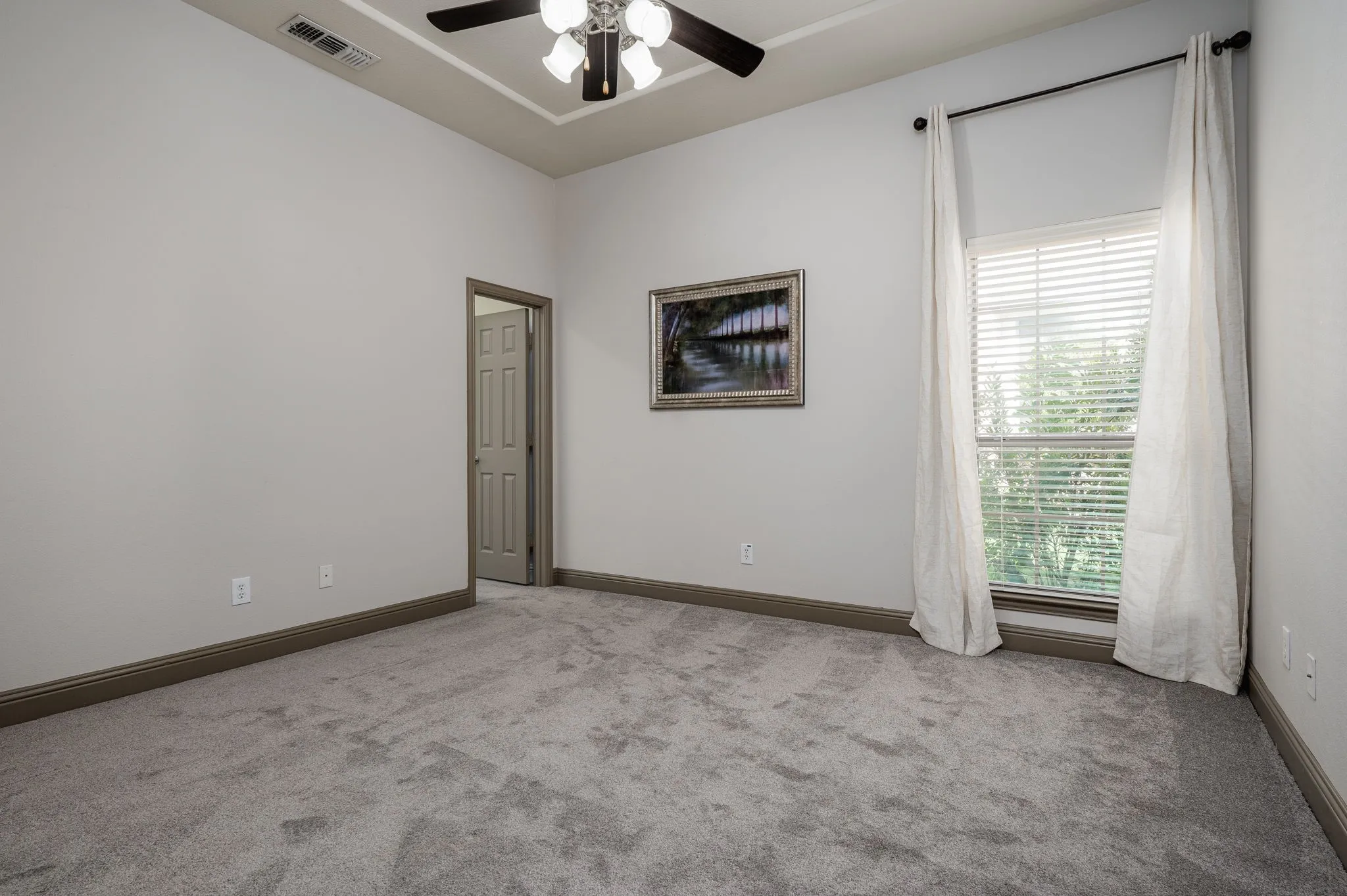Single Family Residence For Rent in Denton County , 2254 Magic Mantle Drive, Lewisville, Texas 75056, 5 Bedroom, 4 Bathroom, 2 Garage spaces, 4,110 Sqft, built in 2006, mls#21360733, Real Estate Agent in Lewisville, Homes For Rent in Denton county, Homes For Rent in Lewisville, Realtor in Lewisville Texas, Real Estate Brokerage Independent Realty Texas, Luminita Cordes Realtor