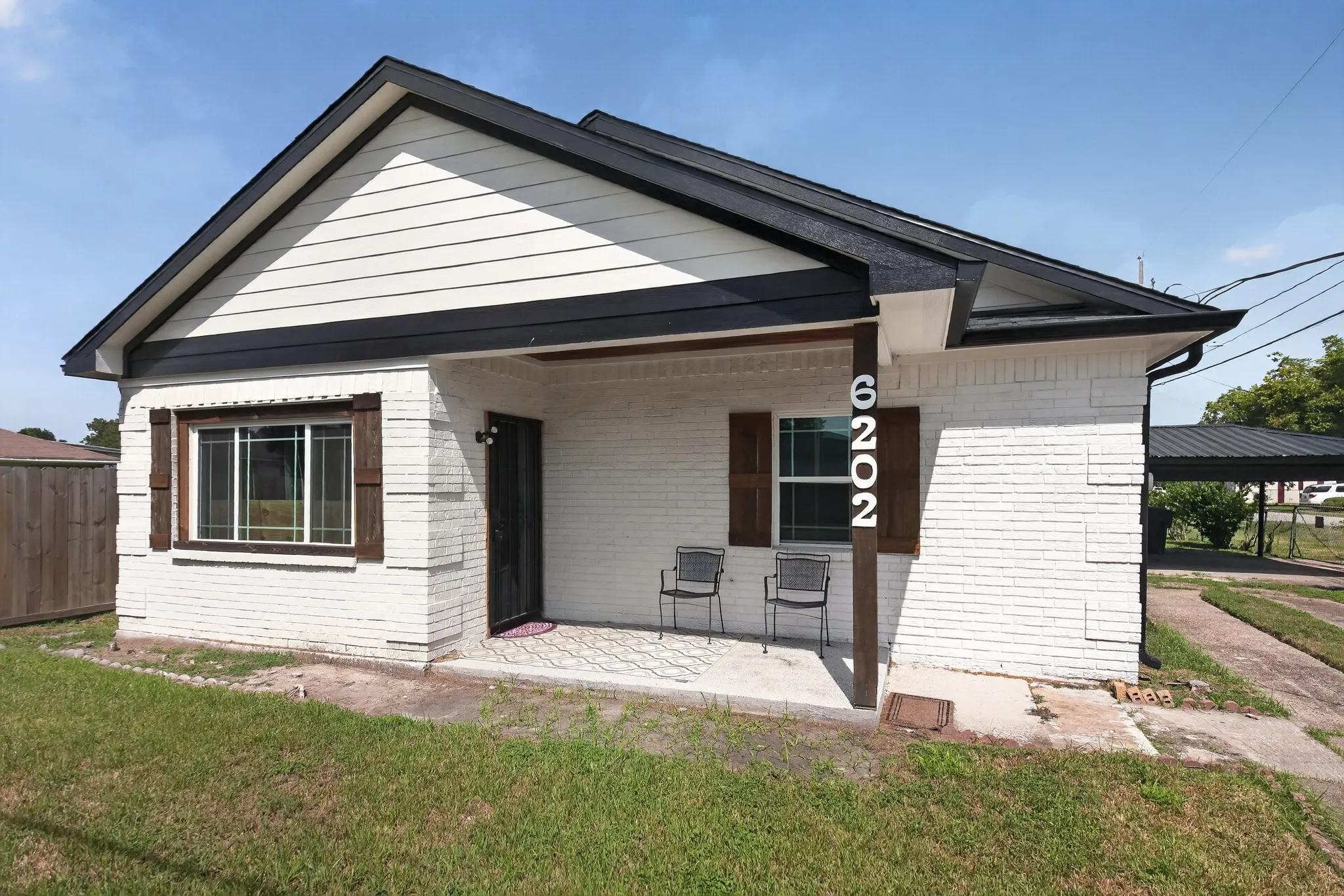Single Family Residence For Sale in Harris County , 6202 Kashmere Street, Houston, Texas 77026, 3 Bedroom, 2 Bathroom, Garage spaces, 1,348 Sqft, built in 1956, mls#21362190, Real Estate Agent in Houston, Homes For Sale in Harris county, Homes For Sale in Houston, Realtor in Houston Texas, Real Estate Brokerage Independent Realty Texas, Luminita Cordes Realtor