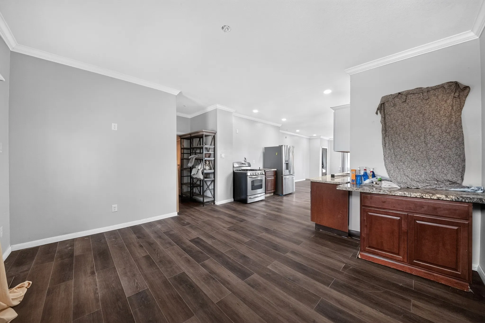 Single Family Residence For Sale in Harris County , 6202 Kashmere Street, Houston, Texas 77026, 3 Bedroom, 2 Bathroom, Garage spaces, 1,348 Sqft, built in 1956, mls#21362190, Real Estate Agent in Houston, Homes For Sale in Harris county, Homes For Sale in Houston, Realtor in Houston Texas, Real Estate Brokerage Independent Realty Texas, Luminita Cordes Realtor