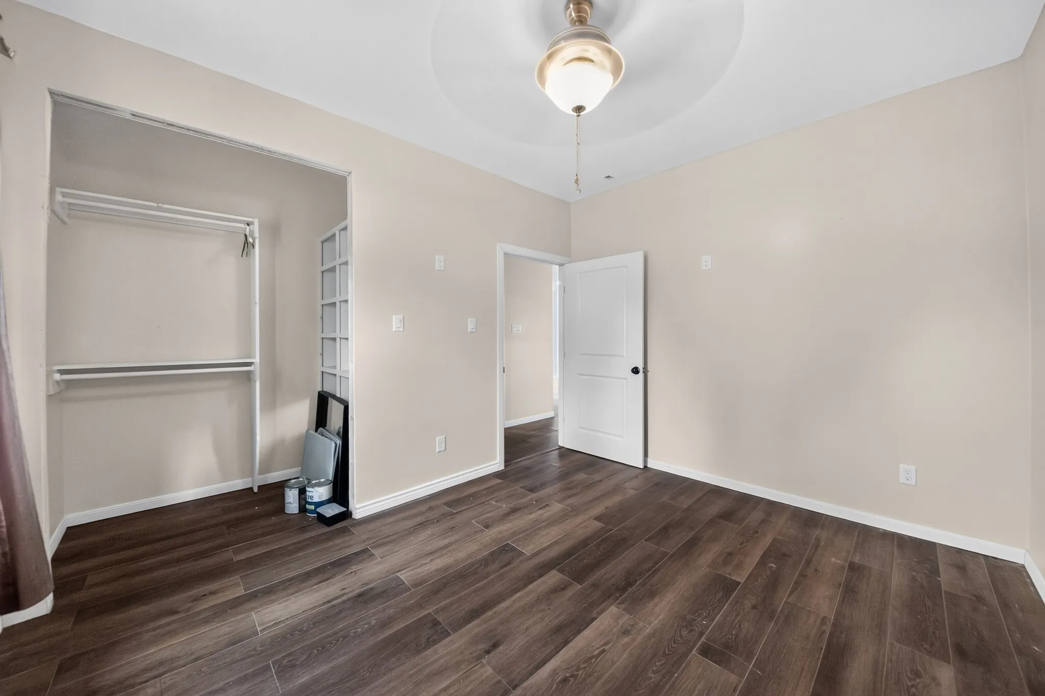 Single Family Residence For Sale in Harris County , 6202 Kashmere Street, Houston, Texas 77026, 3 Bedroom, 2 Bathroom, Garage spaces, 1,348 Sqft, built in 1956, mls#21362190, Real Estate Agent in Houston, Homes For Sale in Harris county, Homes For Sale in Houston, Realtor in Houston Texas, Real Estate Brokerage Independent Realty Texas, Luminita Cordes Realtor