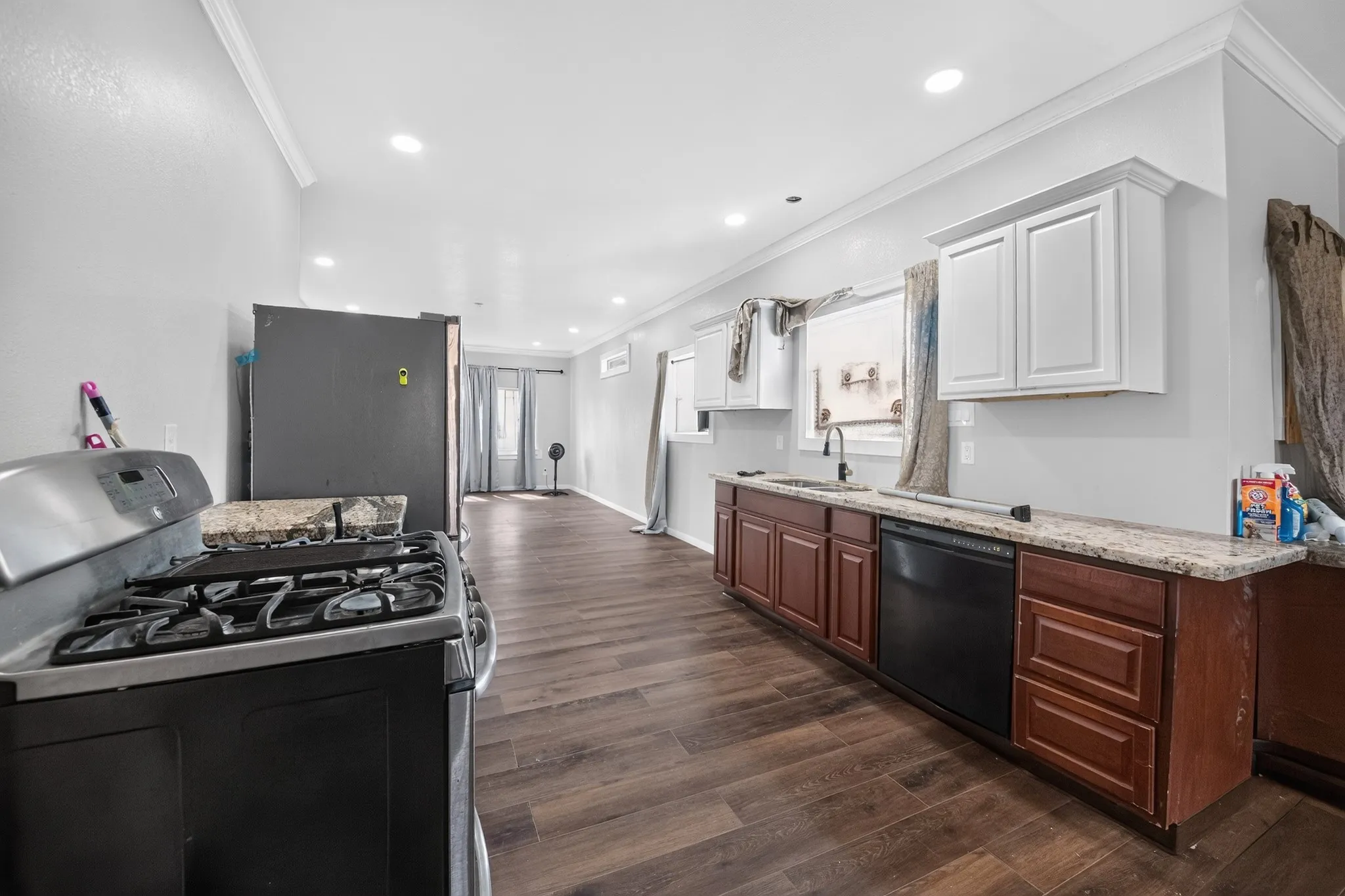 Single Family Residence For Sale in Harris County , 6202 Kashmere Street, Houston, Texas 77026, 3 Bedroom, 2 Bathroom, Garage spaces, 1,348 Sqft, built in 1956, mls#21362190, Real Estate Agent in Houston, Homes For Sale in Harris county, Homes For Sale in Houston, Realtor in Houston Texas, Real Estate Brokerage Independent Realty Texas, Luminita Cordes Realtor