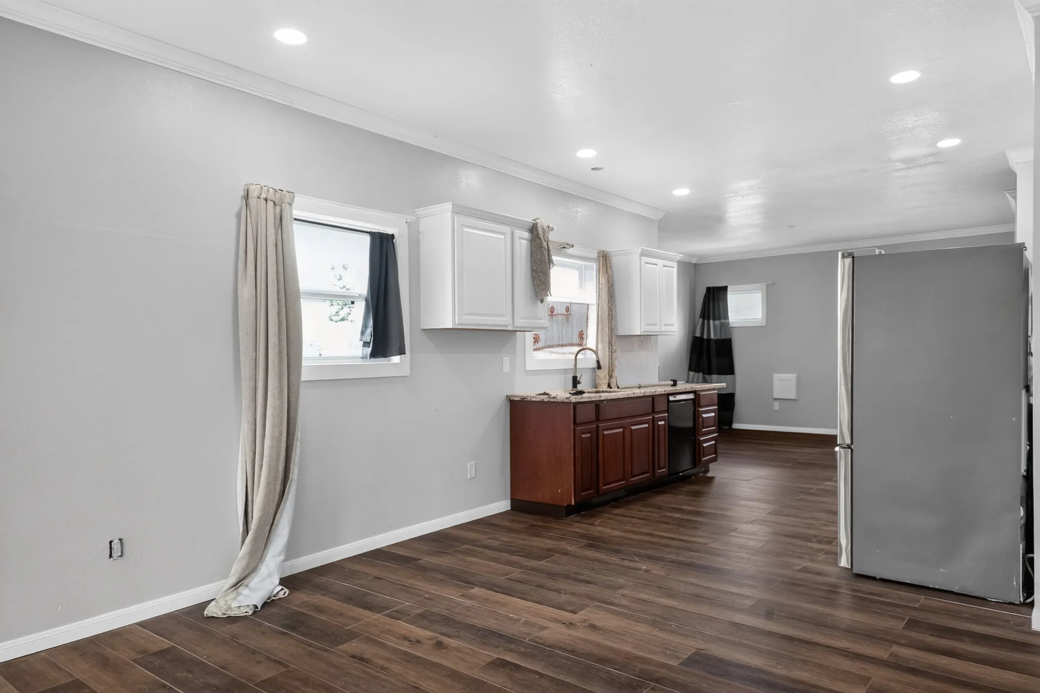 Single Family Residence For Sale in Harris County , 6202 Kashmere Street, Houston, Texas 77026, 3 Bedroom, 2 Bathroom, Garage spaces, 1,348 Sqft, built in 1956, mls#21362190, Real Estate Agent in Houston, Homes For Sale in Harris county, Homes For Sale in Houston, Realtor in Houston Texas, Real Estate Brokerage Independent Realty Texas, Luminita Cordes Realtor