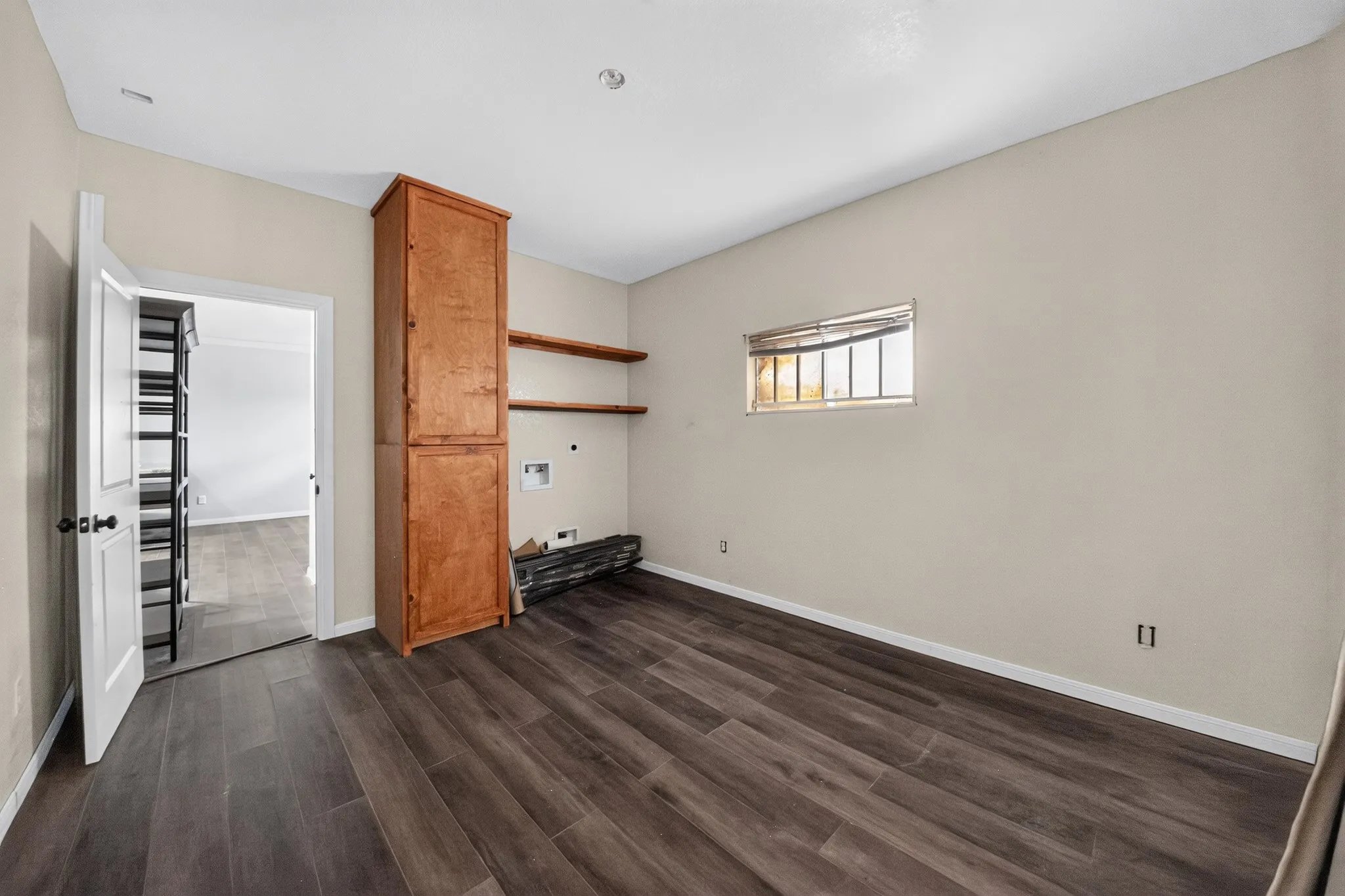 Single Family Residence For Sale in Harris County , 6202 Kashmere Street, Houston, Texas 77026, 3 Bedroom, 2 Bathroom, Garage spaces, 1,348 Sqft, built in 1956, mls#21362190, Real Estate Agent in Houston, Homes For Sale in Harris county, Homes For Sale in Houston, Realtor in Houston Texas, Real Estate Brokerage Independent Realty Texas, Luminita Cordes Realtor