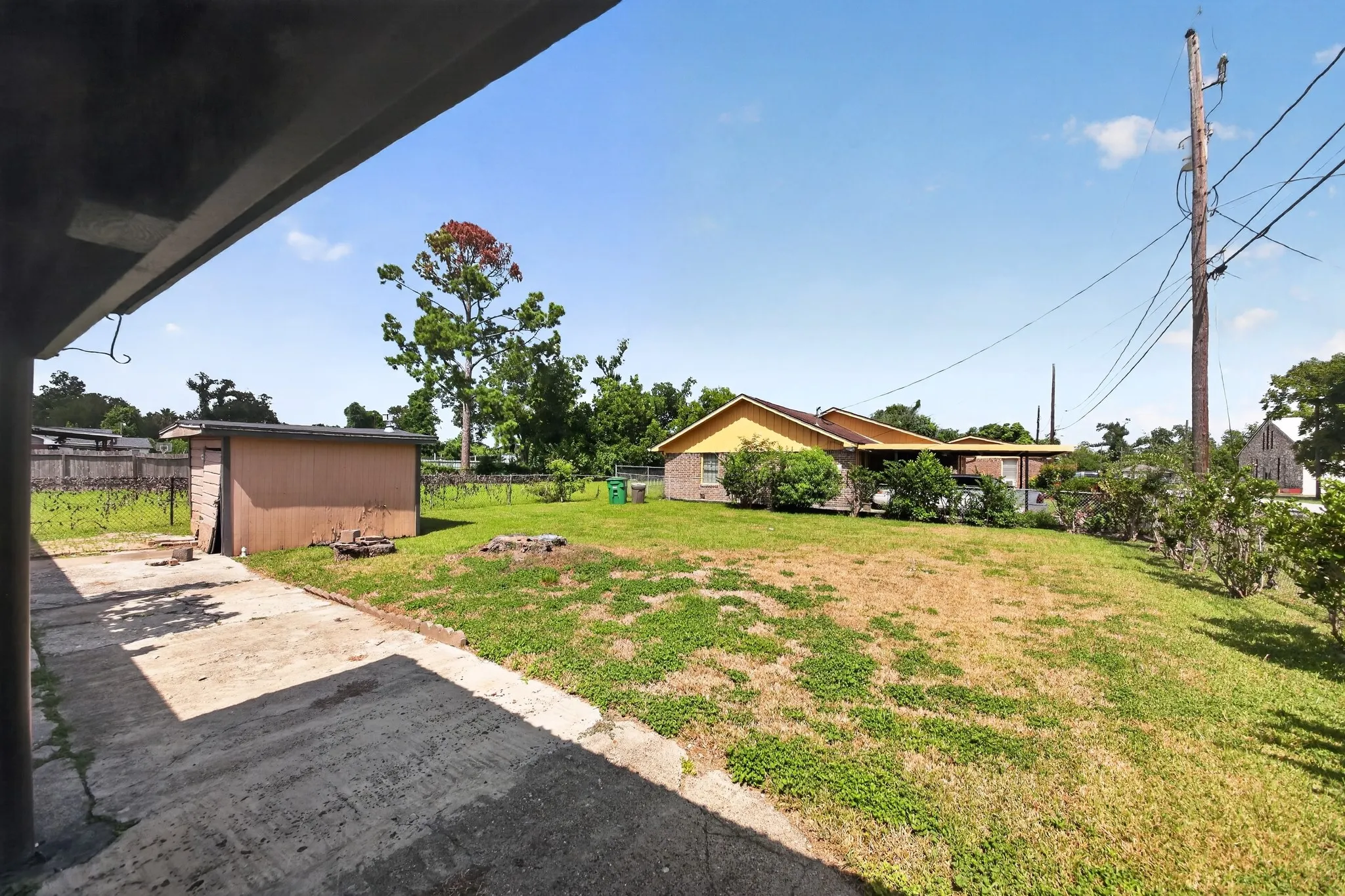 Single Family Residence For Sale in Harris County , 6202 Kashmere Street, Houston, Texas 77026, 3 Bedroom, 2 Bathroom, Garage spaces, 1,348 Sqft, built in 1956, mls#21362190, Real Estate Agent in Houston, Homes For Sale in Harris county, Homes For Sale in Houston, Realtor in Houston Texas, Real Estate Brokerage Independent Realty Texas, Luminita Cordes Realtor