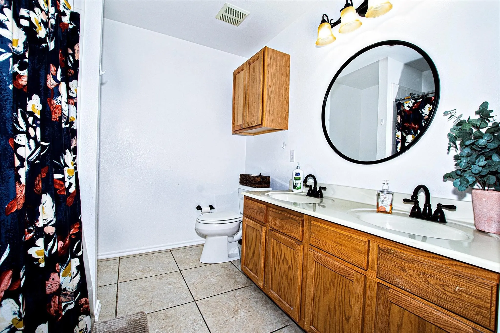 Single Family Residence For Rent in Collin County , 2932 Frontier Lane, Mc Kinney, Texas 75071, 4 Bedroom, 2 Bathroom, 2 Garage spaces, 1,789 Sqft, built in 2002, mls#21362276, Real Estate Agent in Mc Kinney, Homes For Rent in Collin county, Homes For Rent in Mc Kinney, Realtor in Mc Kinney Texas, Real Estate Brokerage Independent Realty Texas, Luminita Cordes Realtor