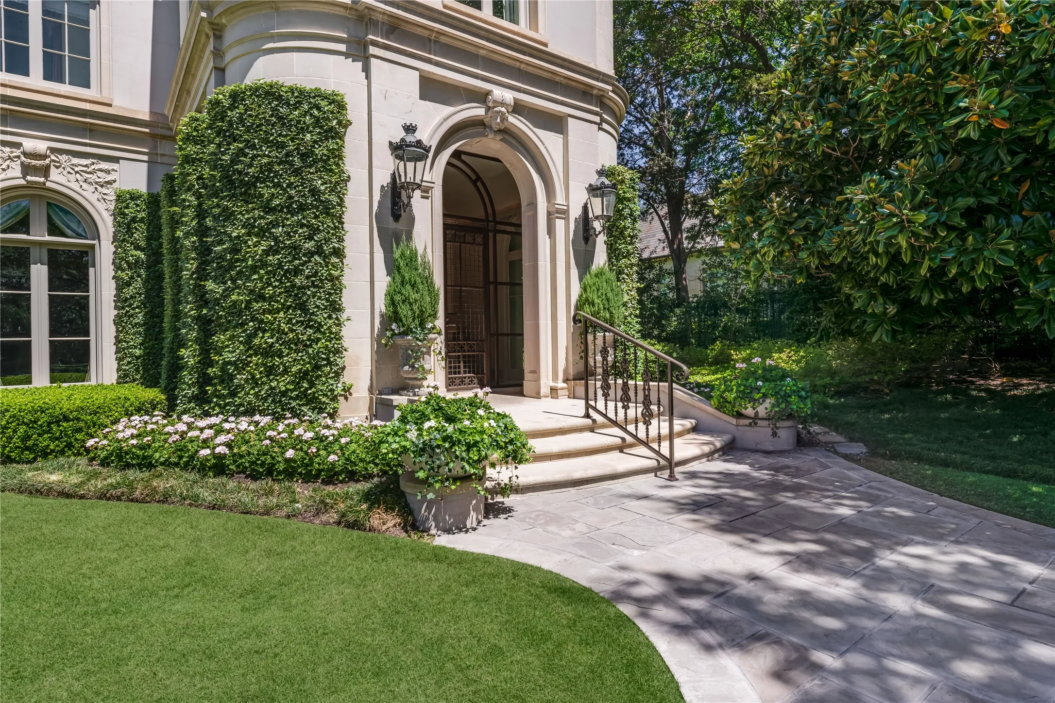 Single Family Residence For Sale in Dallas County , 5205 Park Lane, Dallas, Texas 75220, 4 Bedroom, 7 Bathroom, Garage spaces, 11,331 Sqft, built in 2000, Price $17,750,000, mls#21361620, Real Estate Agent in Dallas, Homes For Sale in Dallas county, Homes For Sale in Dallas, Realtor in Dallas Texas, Real Estate Brokerage Independent Realty Texas, Luminita Cordes Realtor