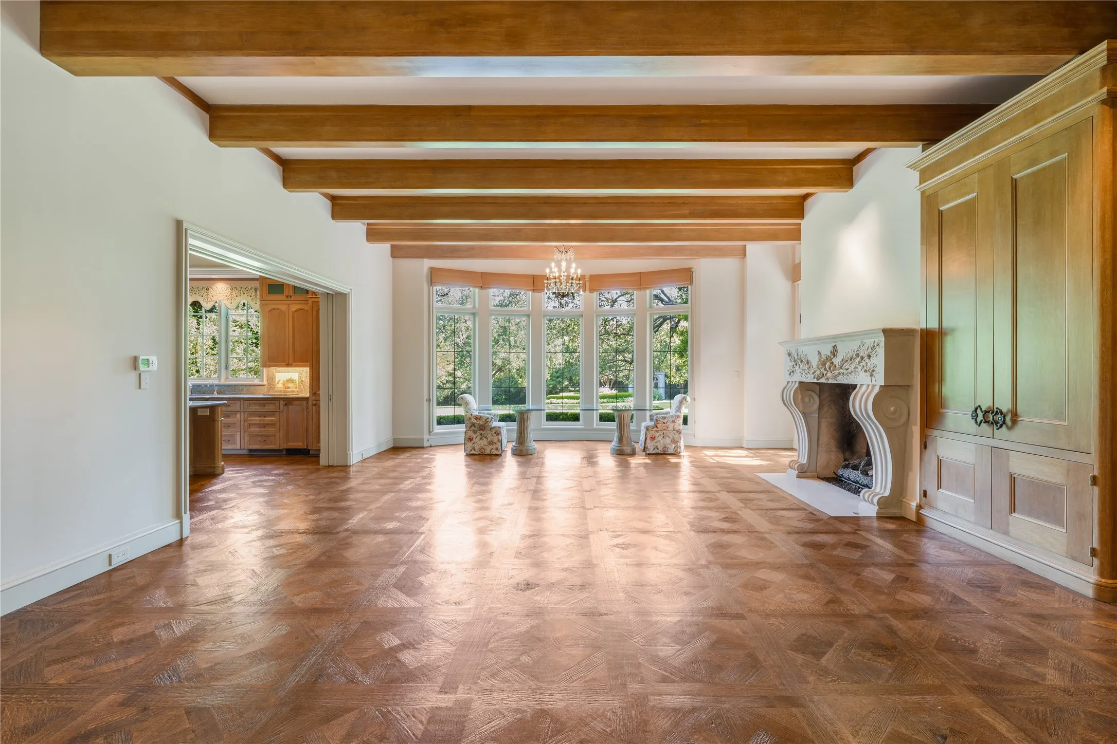 Single Family Residence For Sale in Dallas County , 5205 Park Lane, Dallas, Texas 75220, 4 Bedroom, 7 Bathroom, Garage spaces, 11,331 Sqft, built in 2000, Price $17,750,000, mls#21361620, Real Estate Agent in Dallas, Homes For Sale in Dallas county, Homes For Sale in Dallas, Realtor in Dallas Texas, Real Estate Brokerage Independent Realty Texas, Luminita Cordes Realtor