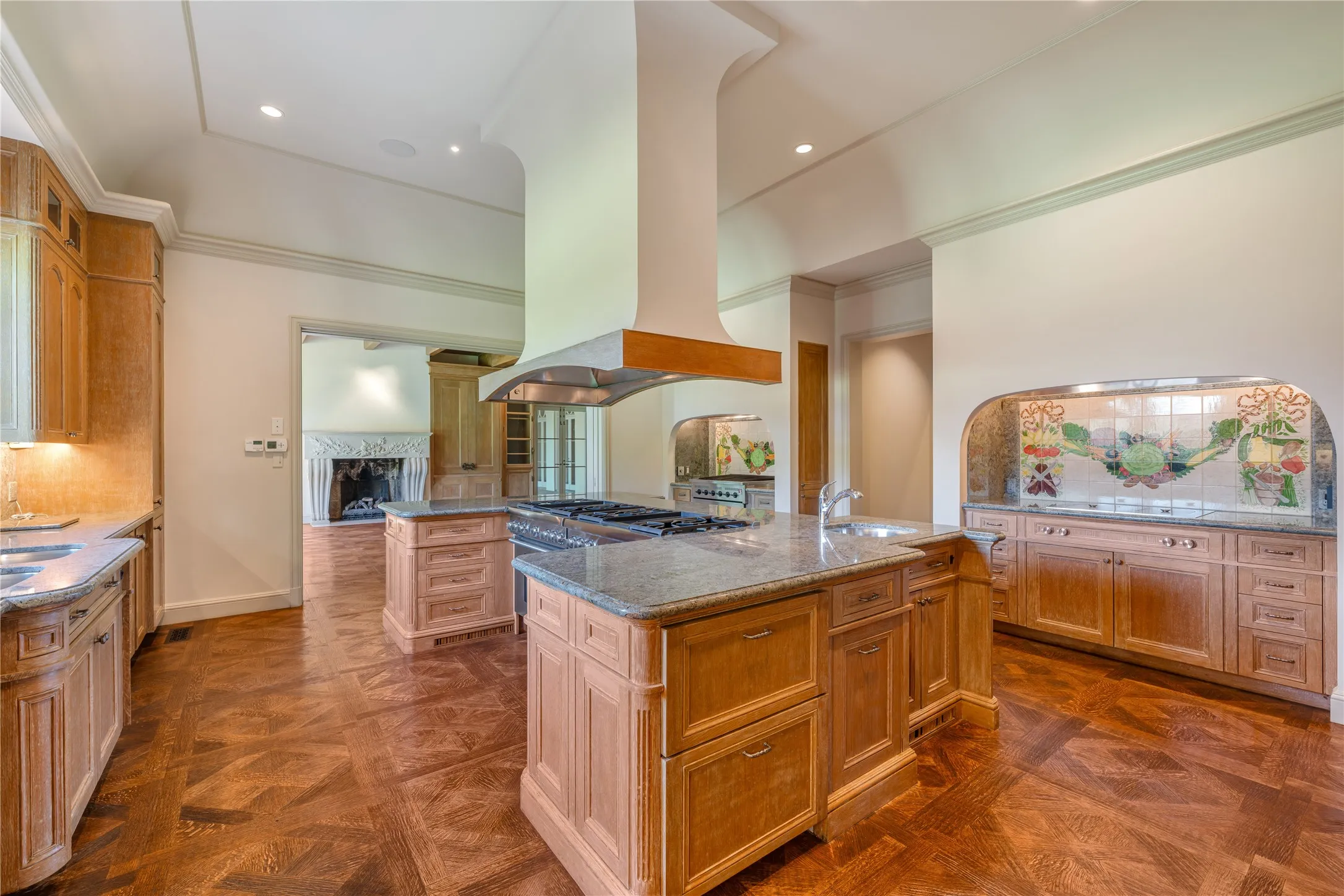 Single Family Residence For Sale in Dallas County , 5205 Park Lane, Dallas, Texas 75220, 4 Bedroom, 7 Bathroom, Garage spaces, 11,331 Sqft, built in 2000, Price $17,750,000, mls#21361620, Real Estate Agent in Dallas, Homes For Sale in Dallas county, Homes For Sale in Dallas, Realtor in Dallas Texas, Real Estate Brokerage Independent Realty Texas, Luminita Cordes Realtor
