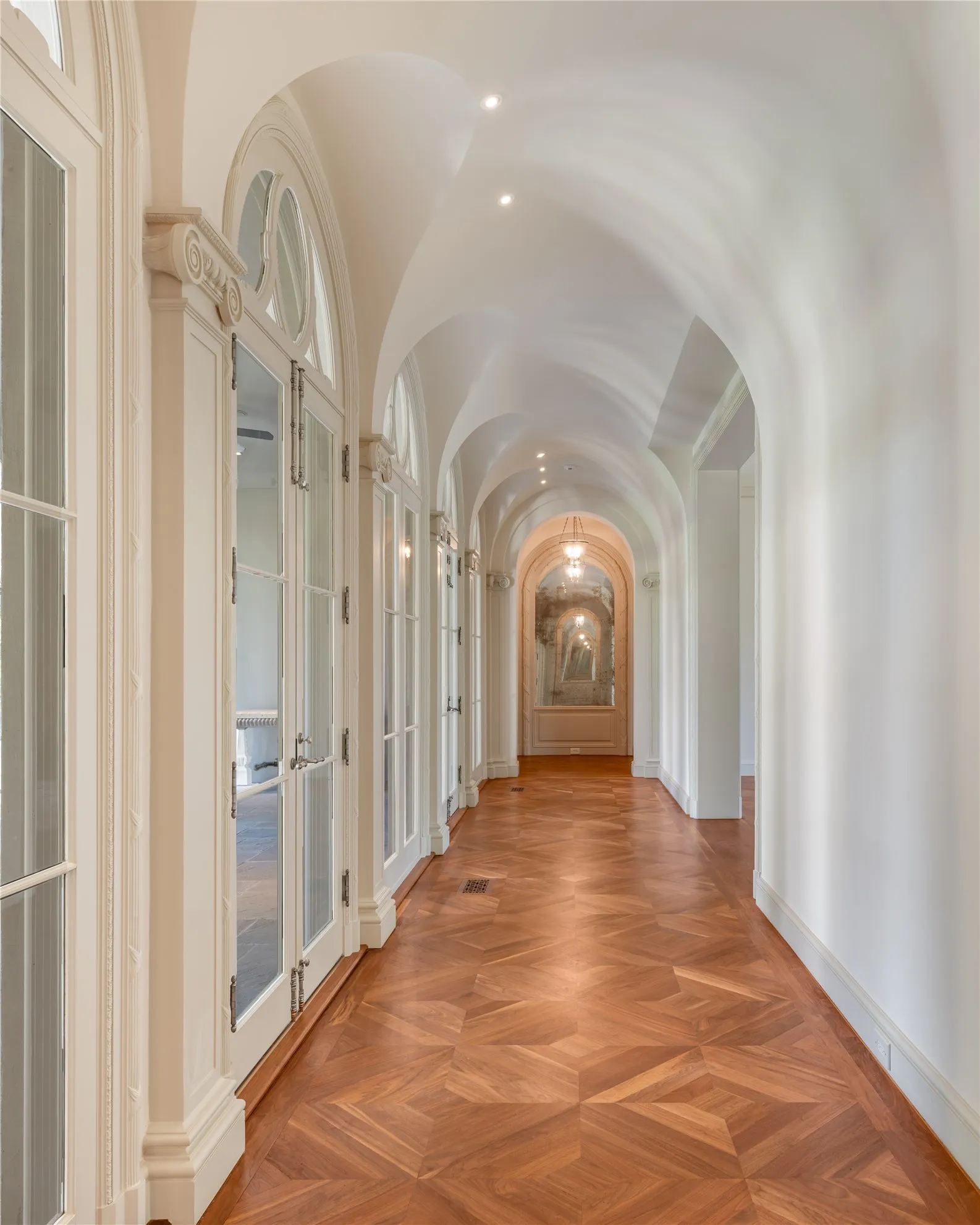 Single Family Residence For Sale in Dallas County , 5205 Park Lane, Dallas, Texas 75220, 4 Bedroom, 7 Bathroom, Garage spaces, 11,331 Sqft, built in 2000, Price $17,750,000, mls#21361620, Real Estate Agent in Dallas, Homes For Sale in Dallas county, Homes For Sale in Dallas, Realtor in Dallas Texas, Real Estate Brokerage Independent Realty Texas, Luminita Cordes Realtor