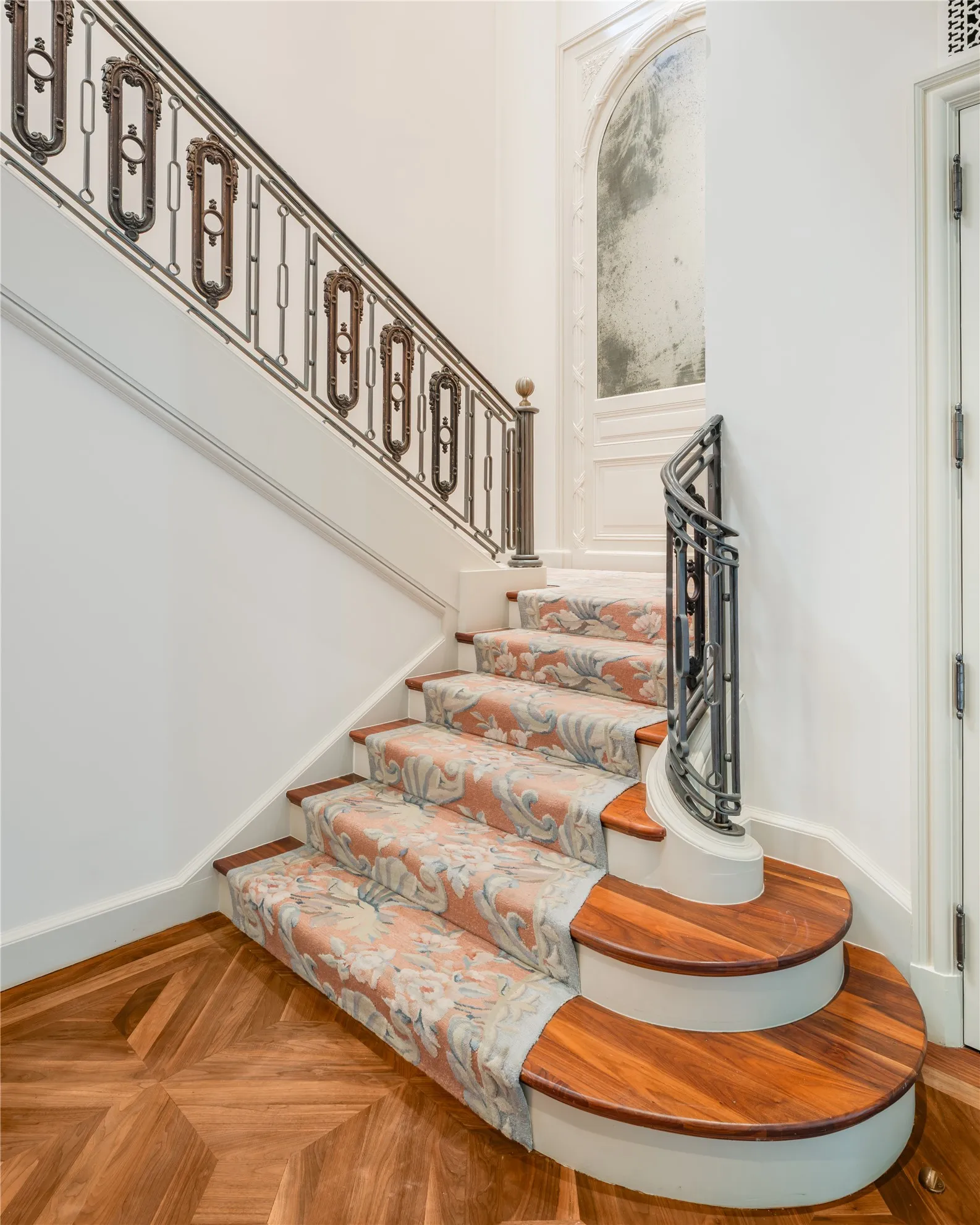Single Family Residence For Sale in Dallas County , 5205 Park Lane, Dallas, Texas 75220, 4 Bedroom, 7 Bathroom, Garage spaces, 11,331 Sqft, built in 2000, Price $17,750,000, mls#21361620, Real Estate Agent in Dallas, Homes For Sale in Dallas county, Homes For Sale in Dallas, Realtor in Dallas Texas, Real Estate Brokerage Independent Realty Texas, Luminita Cordes Realtor