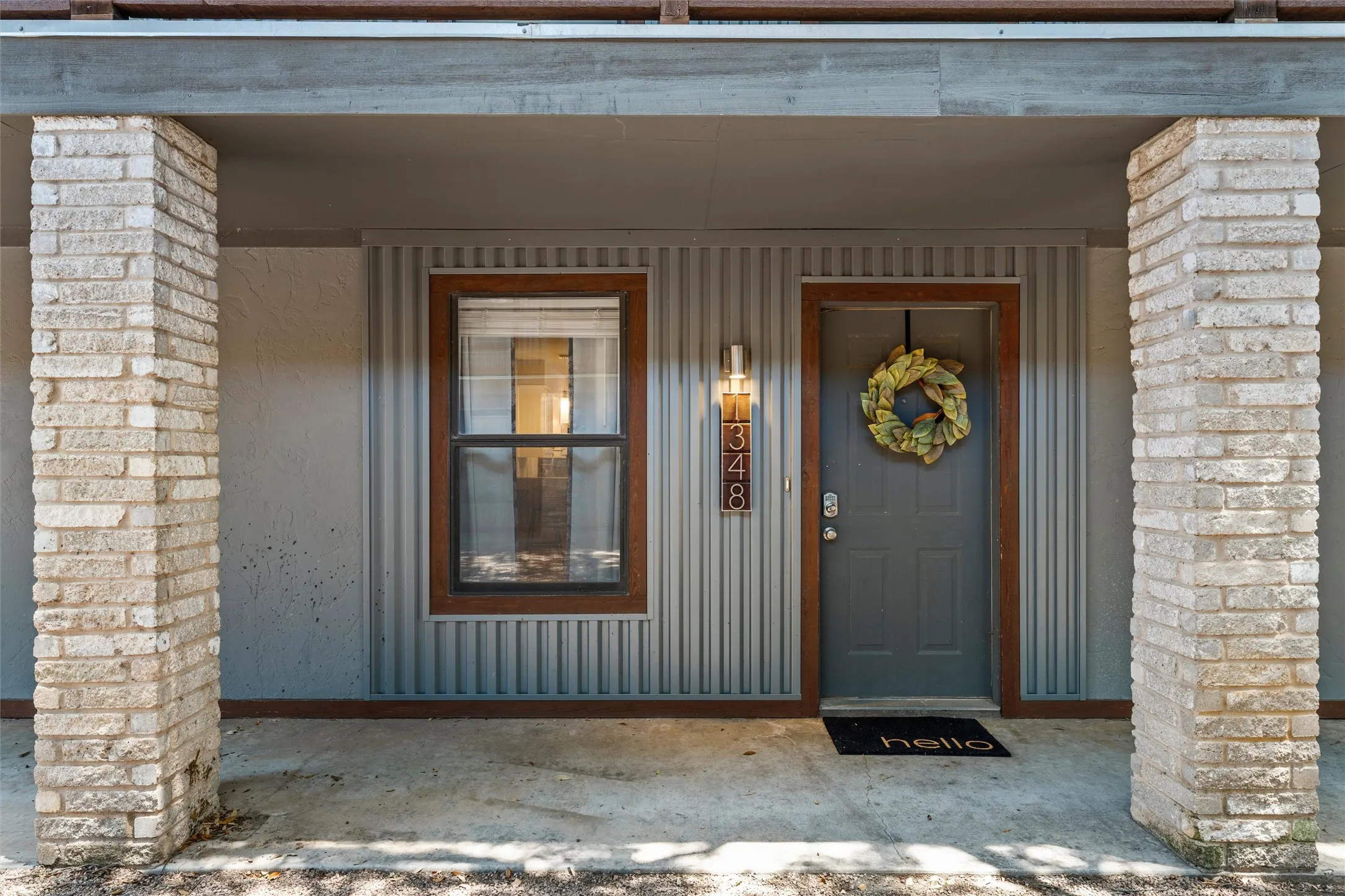 Condominium For Sale in Mc Lennan County , 1348 S 12th Street, Waco, Texas 76706, 2 Bedroom, 2 Bathroom, Garage spaces, 958 Sqft, built in 1983, mls#21361628, Real Estate Agent in Waco, Homes For Sale in Mc Lennan county, Homes For Sale in Waco, Realtor in Waco Texas, Real Estate Brokerage Independent Realty Texas, Luminita Cordes Realtor