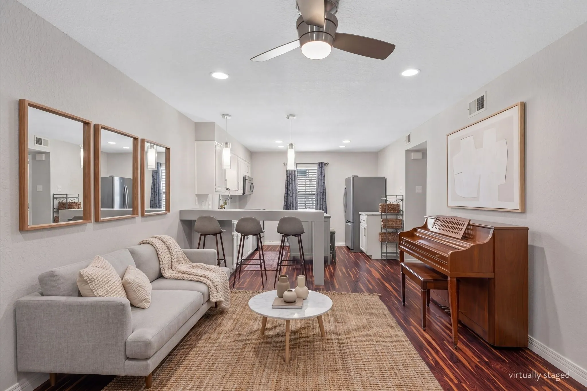 Condominium For Sale in Mc Lennan County , 1348 S 12th Street, Waco, Texas 76706, 2 Bedroom, 2 Bathroom, Garage spaces, 958 Sqft, built in 1983, mls#21361628, Real Estate Agent in Waco, Homes For Sale in Mc Lennan county, Homes For Sale in Waco, Realtor in Waco Texas, Real Estate Brokerage Independent Realty Texas, Luminita Cordes Realtor