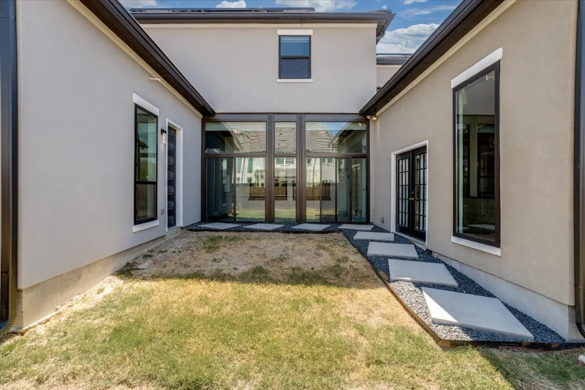 Single Family Residence For Sale in Denton County , 510 Spurlock Street, Frisco, Texas 75036, 5 Bedroom, 6 Bathroom, 3 Garage spaces, 4,626 Sqft, built in 2020, mls#21356462, Real Estate Agent in Frisco, Homes For Sale in Denton county, Homes For Sale in Frisco, Realtor in Frisco Texas, Real Estate Brokerage Independent Realty Texas, Luminita Cordes Realtor